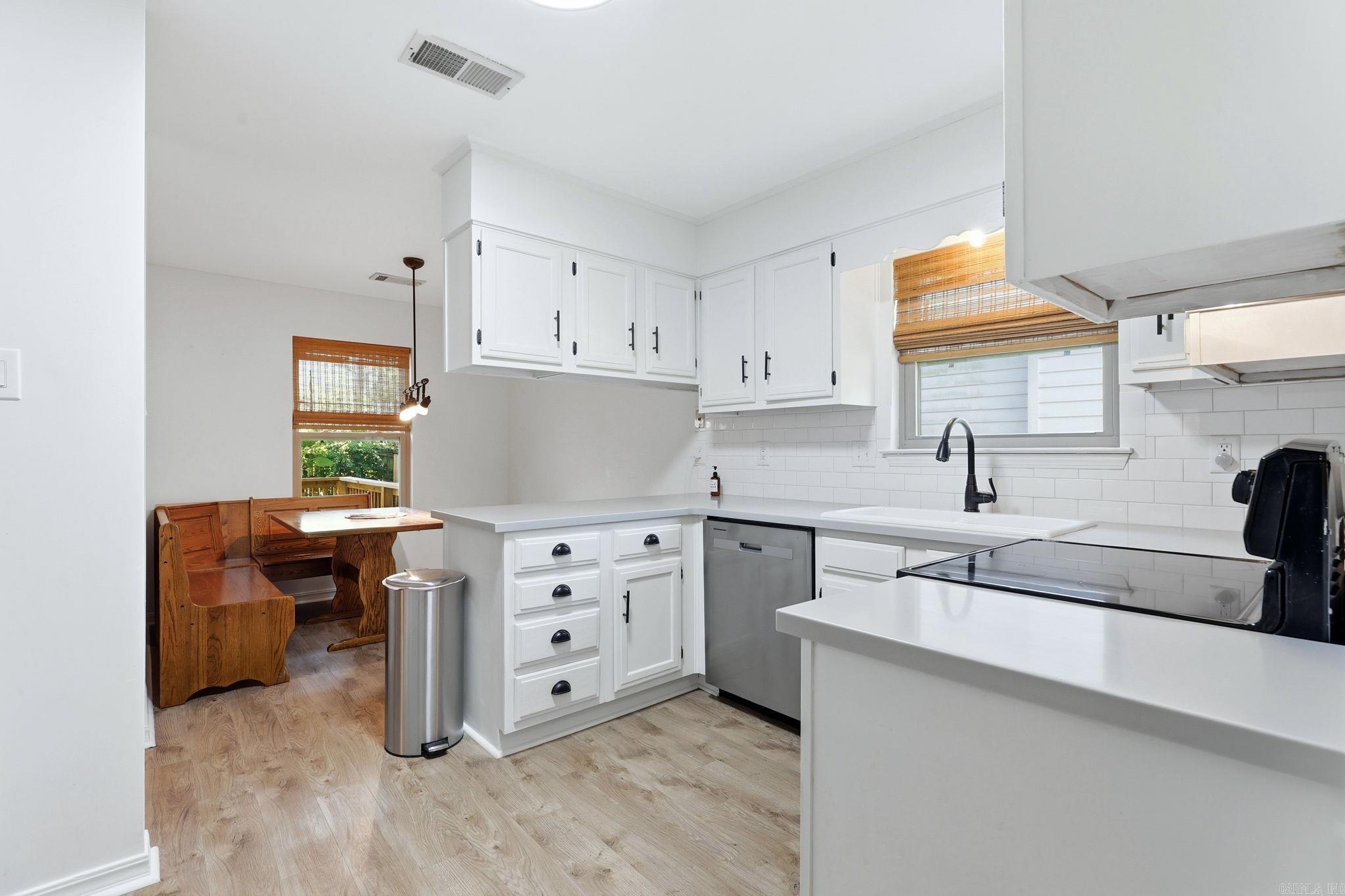 2511 Hickorynut Court Property Photo 15