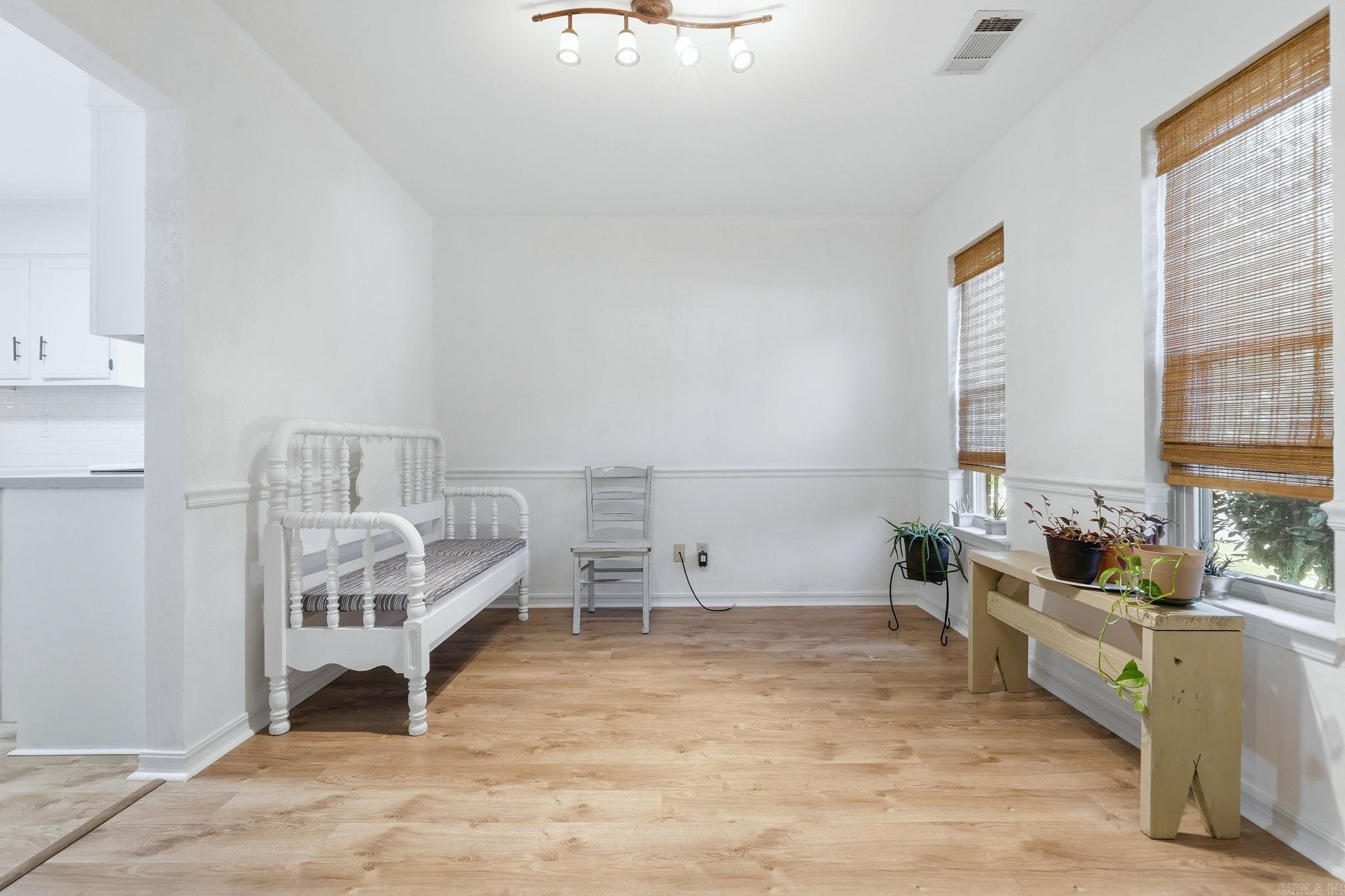 2511 Hickorynut Court Property Photo 16