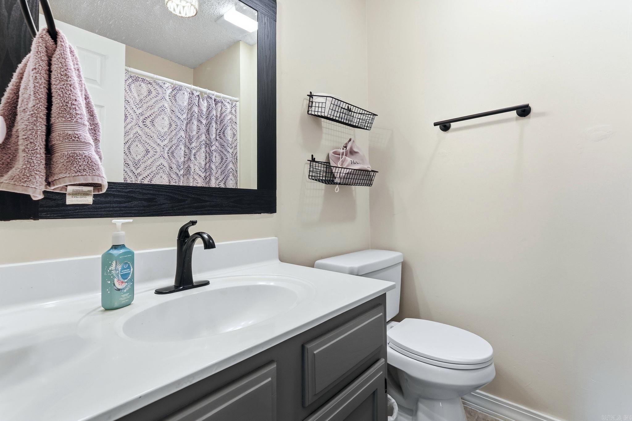 2511 Hickorynut Court Property Photo 29