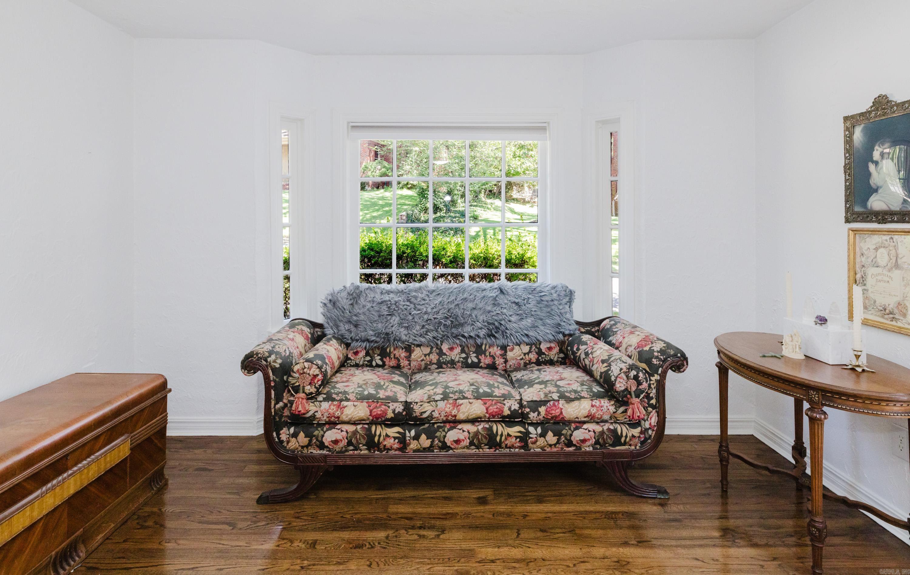 312 Skyline Drive Property Photo 9