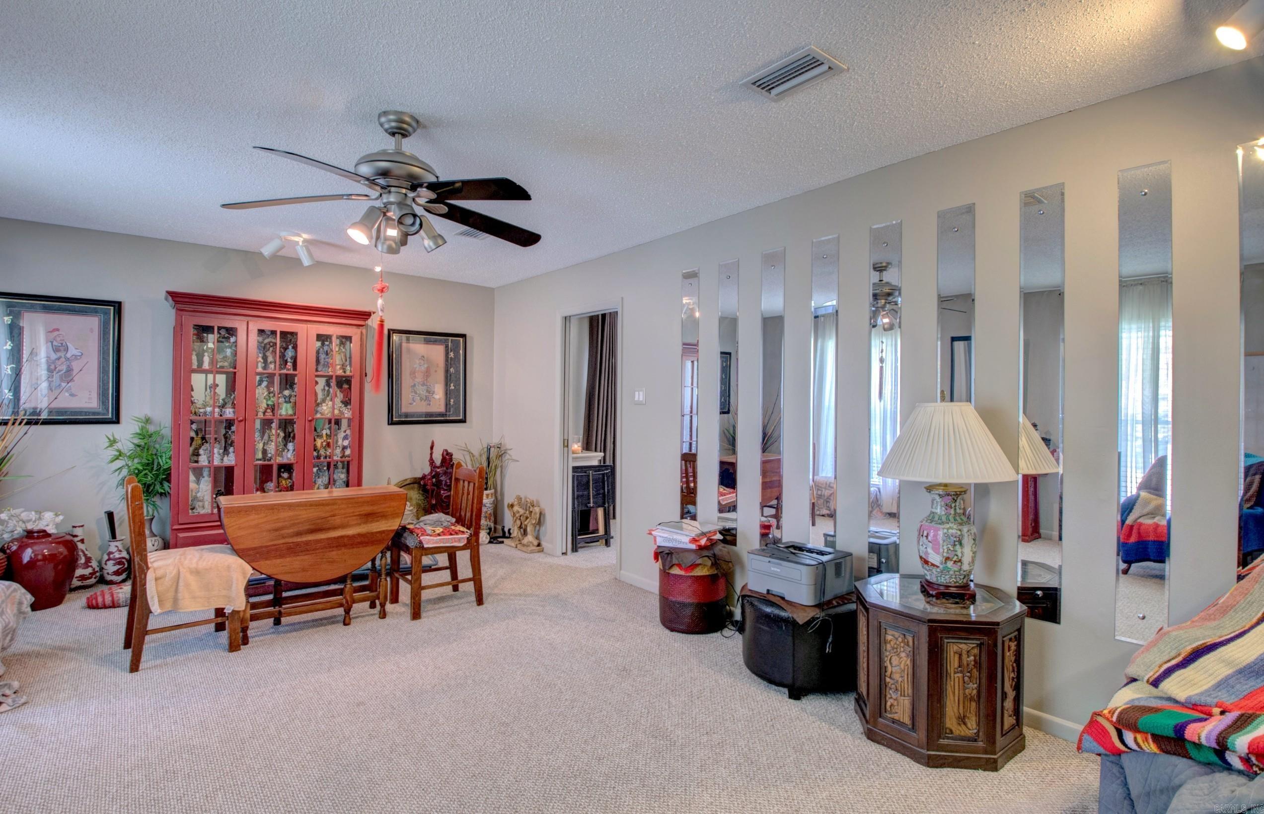 212 Alamo Drive Property Photo 7