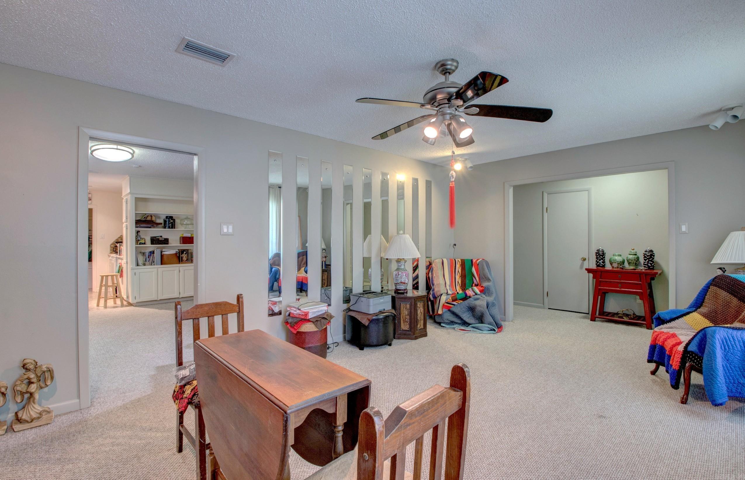 212 Alamo Drive Property Photo 8