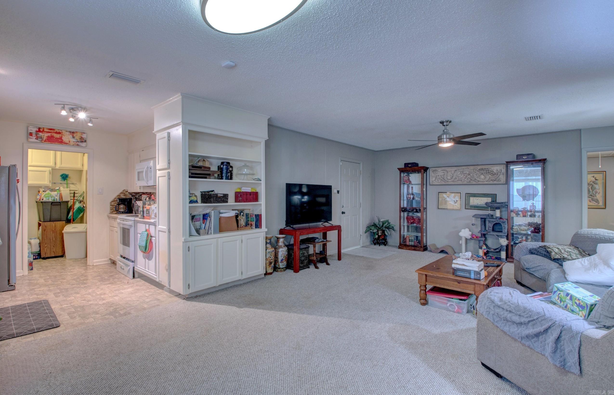 212 Alamo Drive Property Photo 13