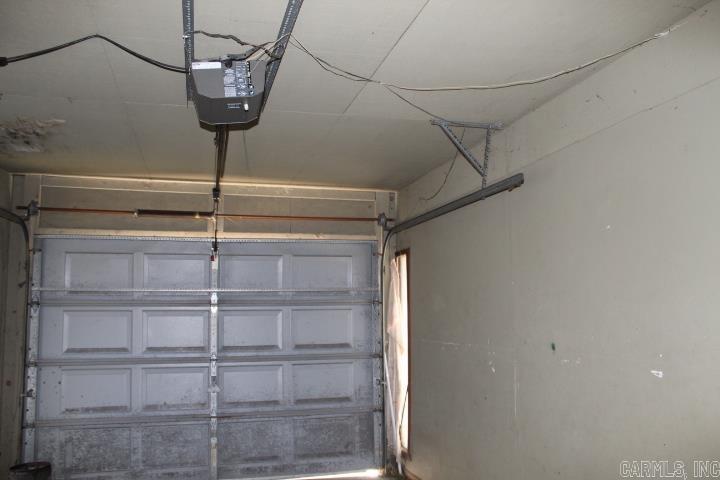 1610 N Lowe Street Property Photo 9