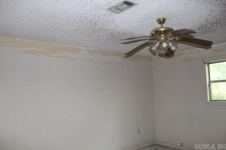 1610 N Lowe Street Property Photo 16