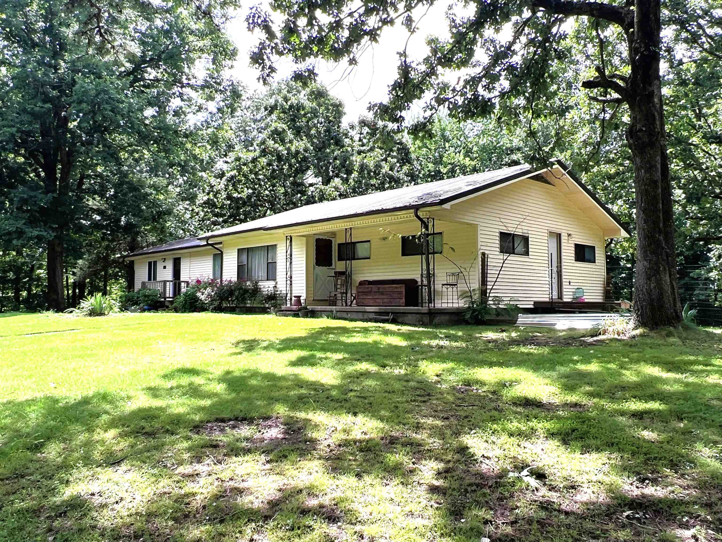 304 Cozahome Road Property Photo 1