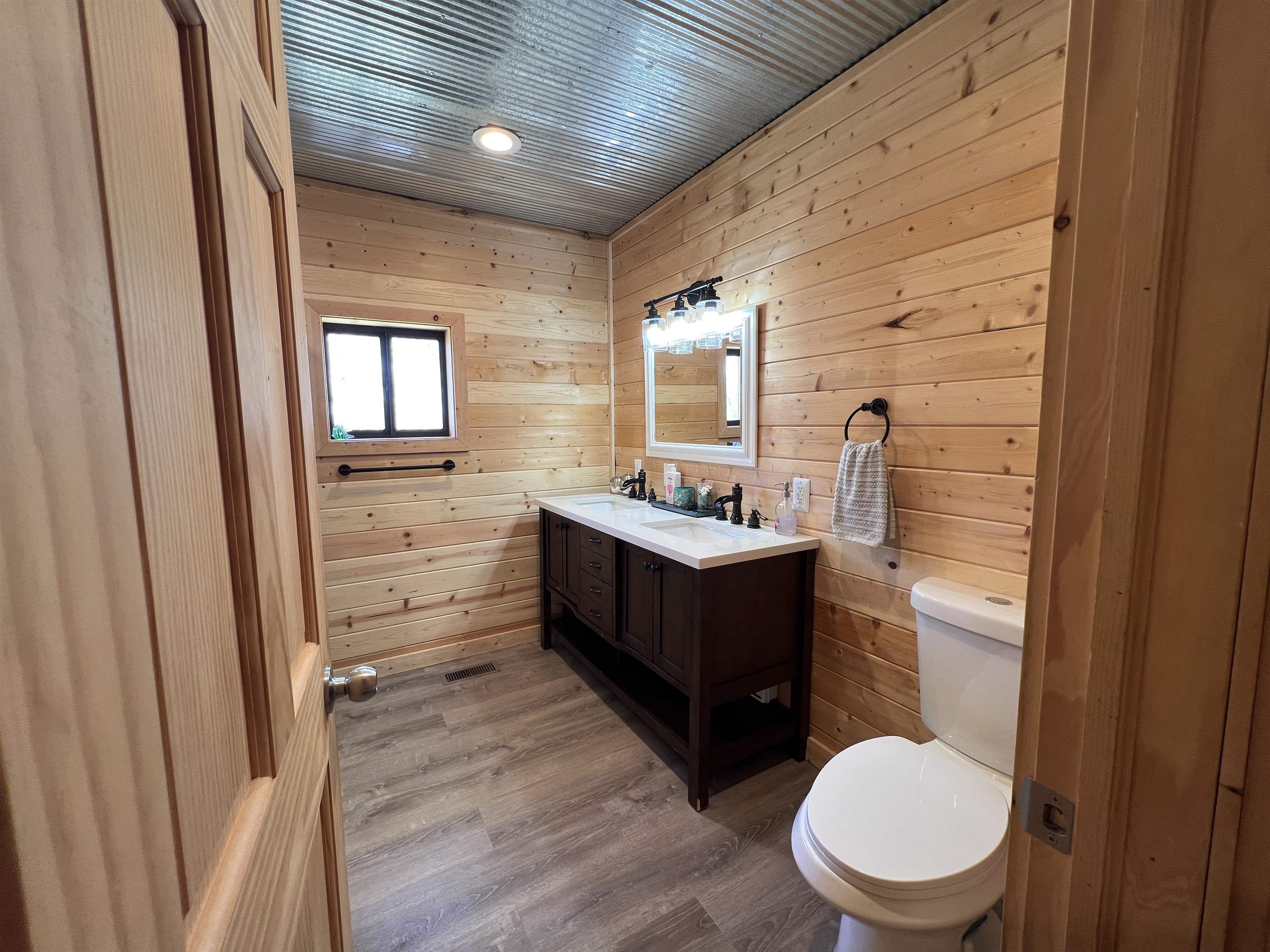 304 Cozahome Road Property Photo 14