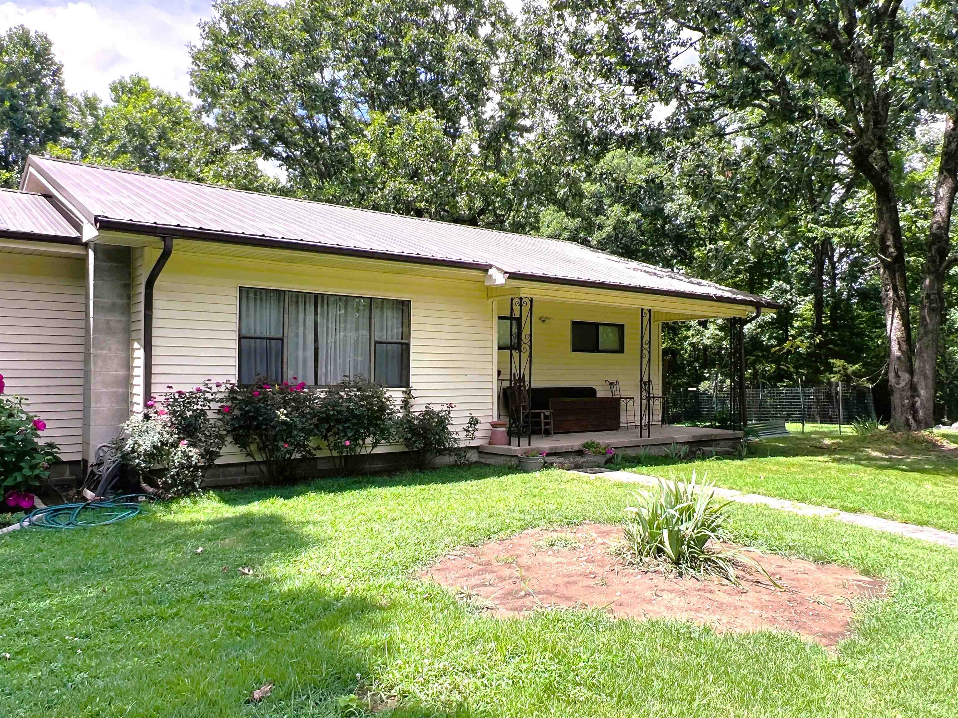 304 Cozahome Road Property Photo 23