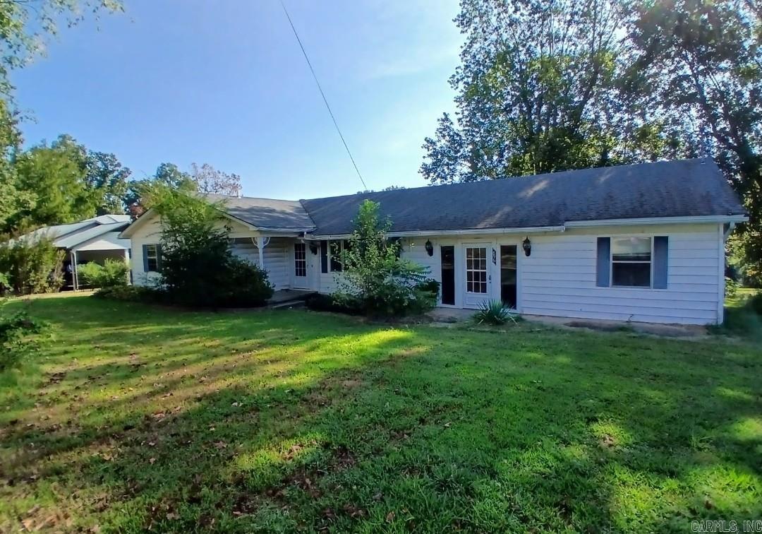 896 S 12th Avenue Property Photo 1