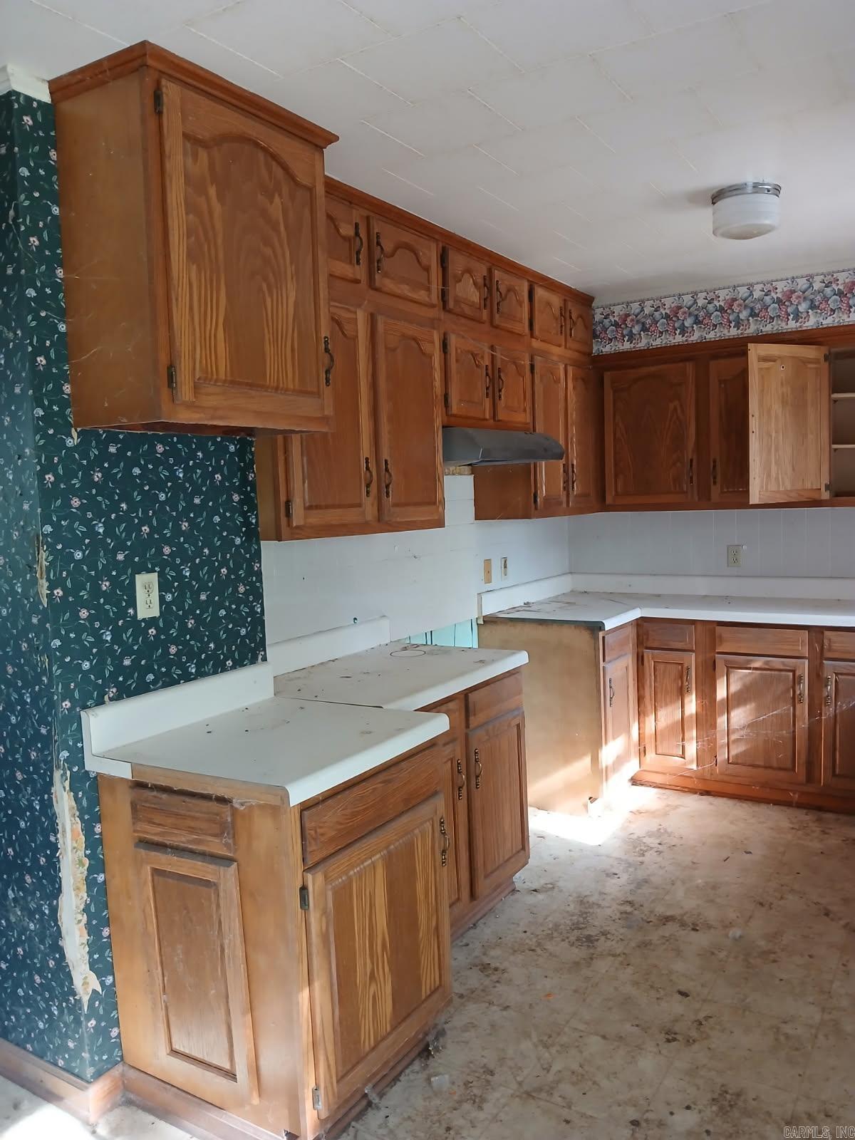 896 S 12th Avenue Property Photo 16