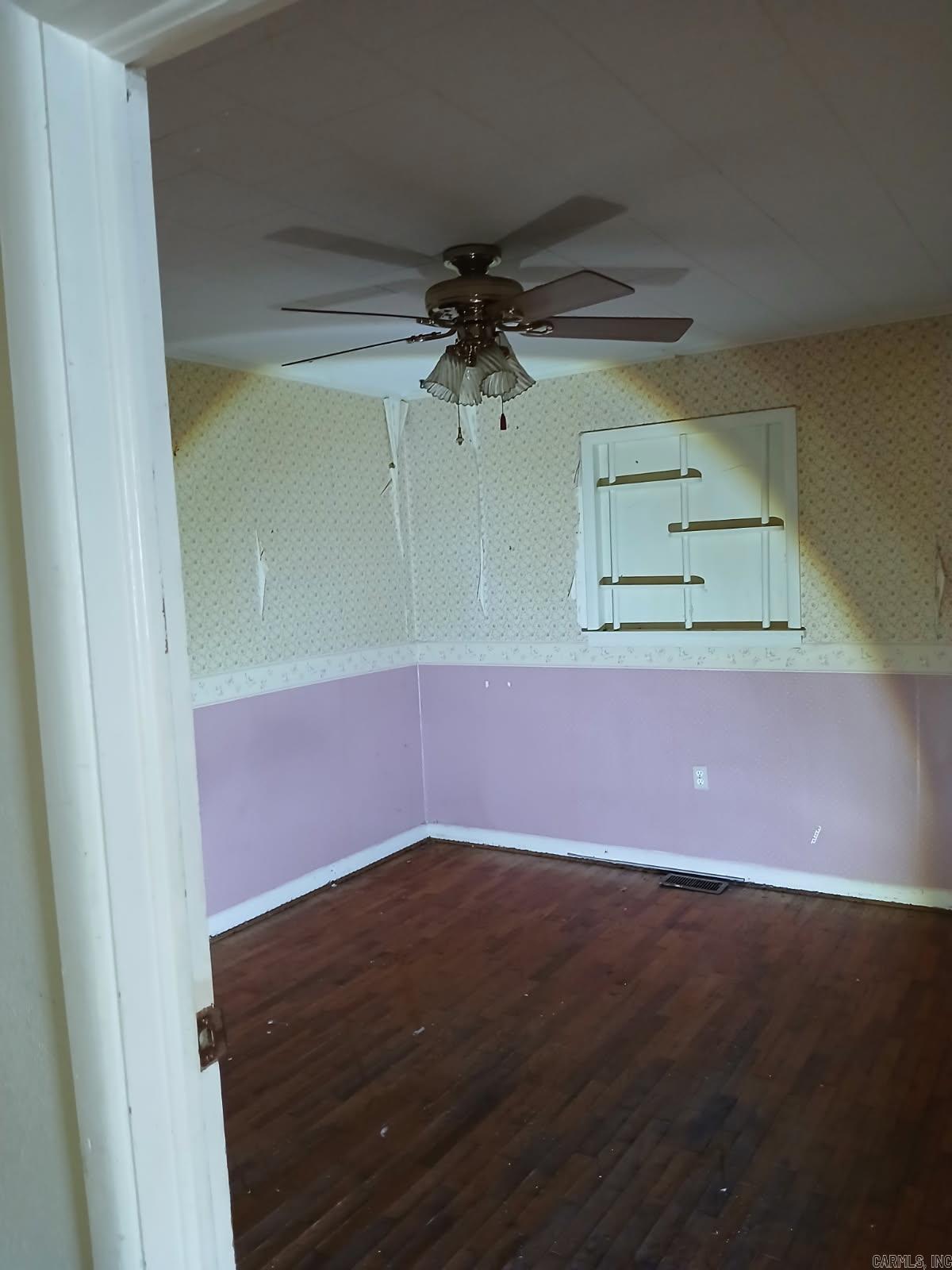 896 S 12th Avenue Property Photo 17