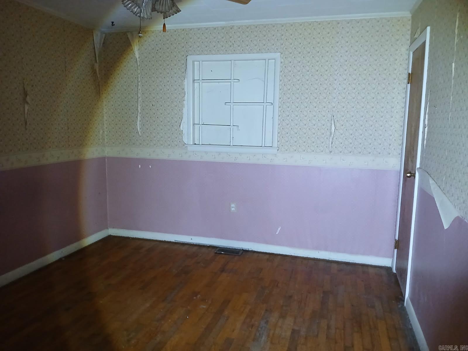 896 S 12th Avenue Property Photo 18