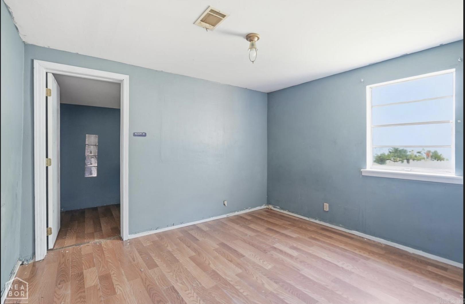 8 Locust Street Property Photo 9