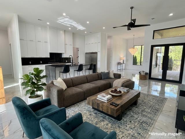 84 Orle Circle Property Photo 4