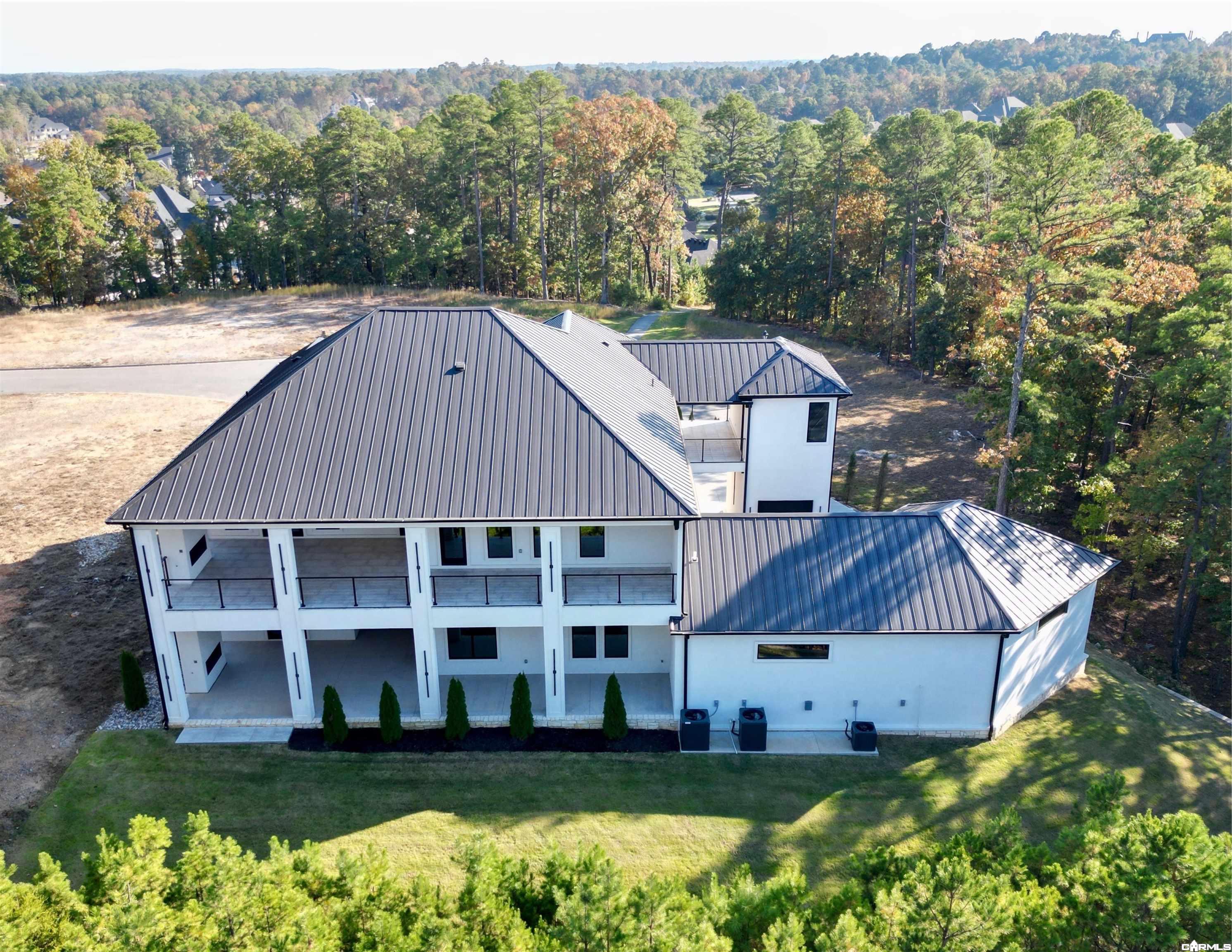 84 Orle Circle Property Photo 4
