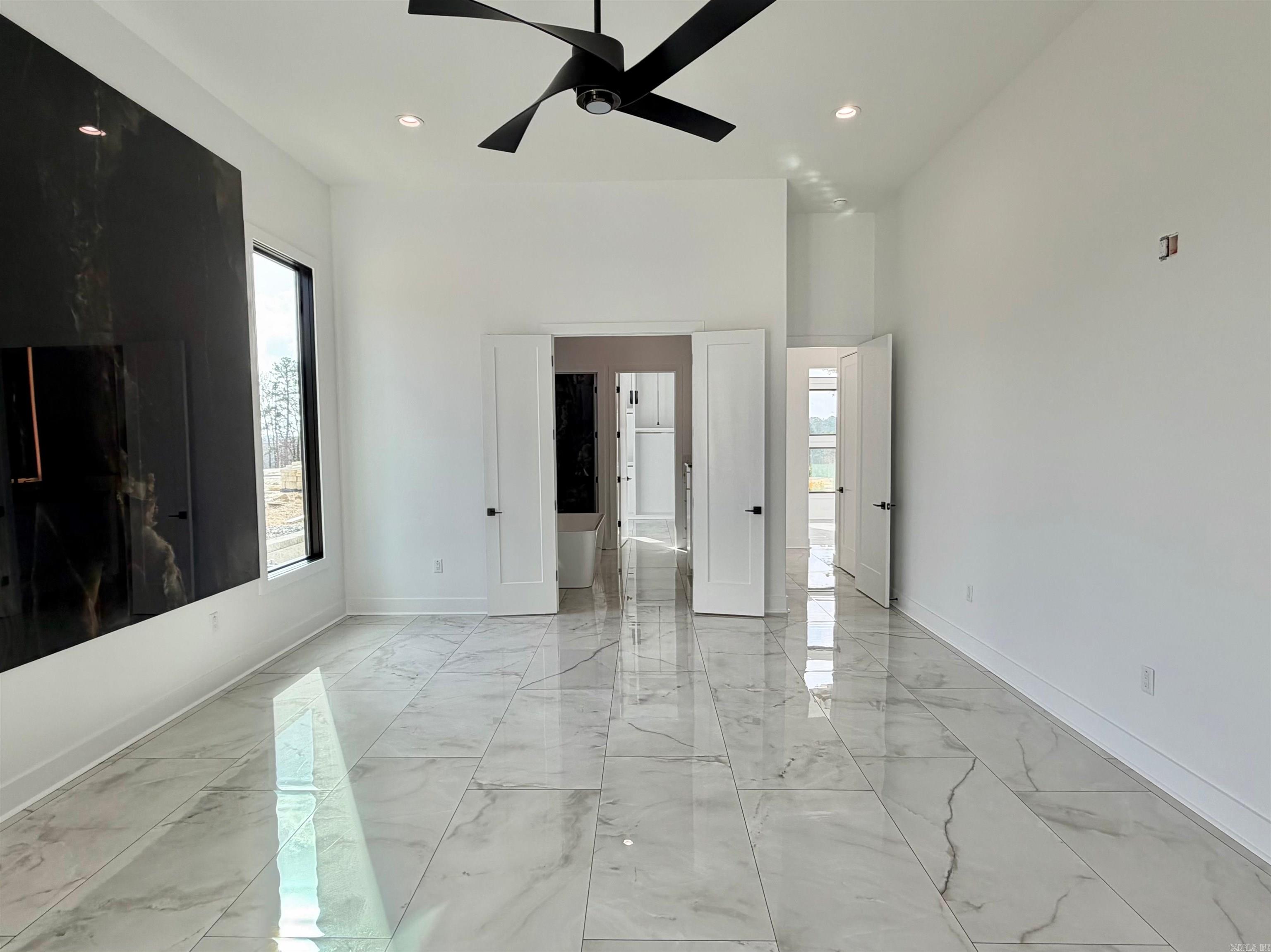 84 Orle Circle Property Photo 12
