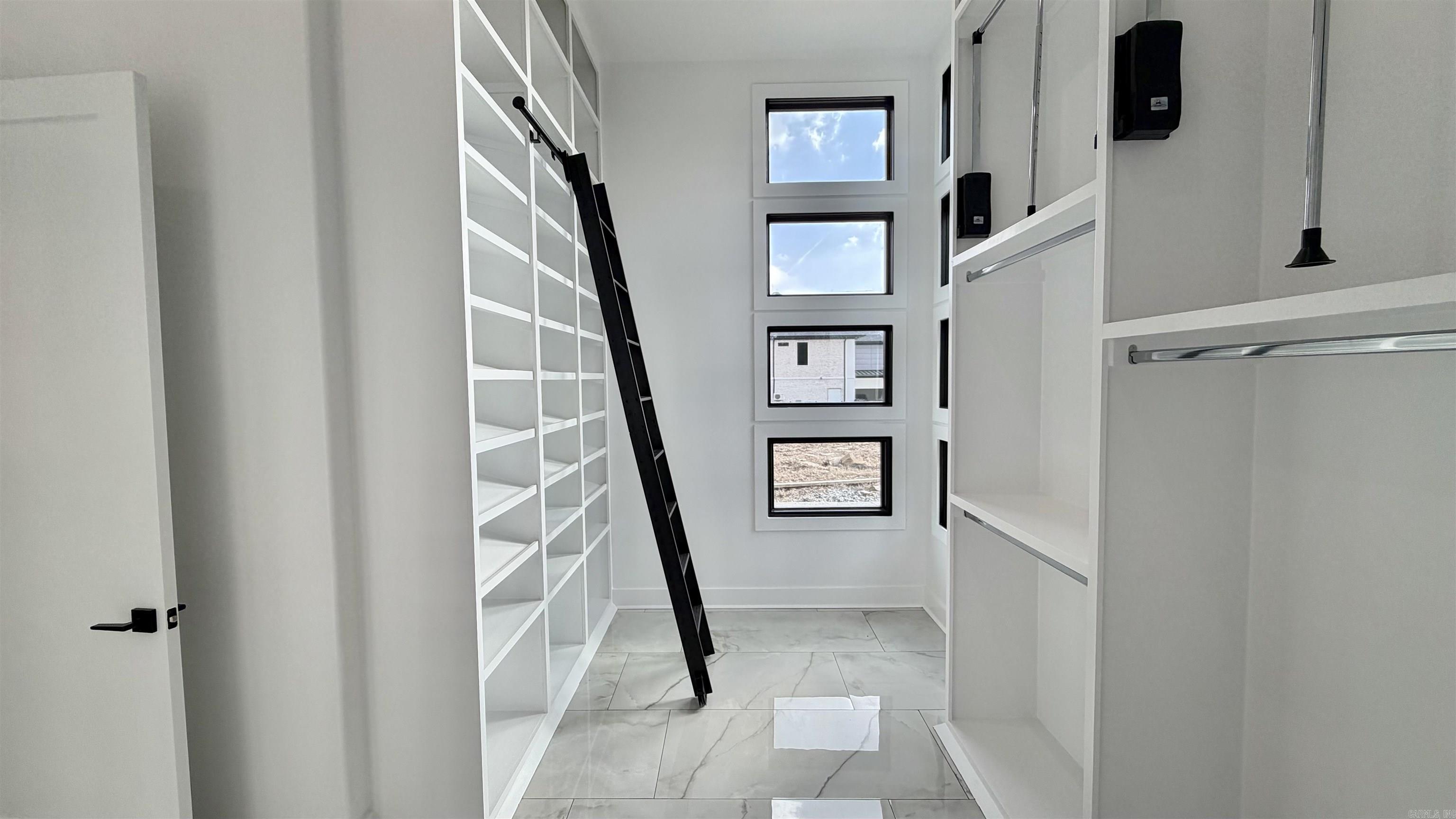 84 Orle Circle Property Photo 17