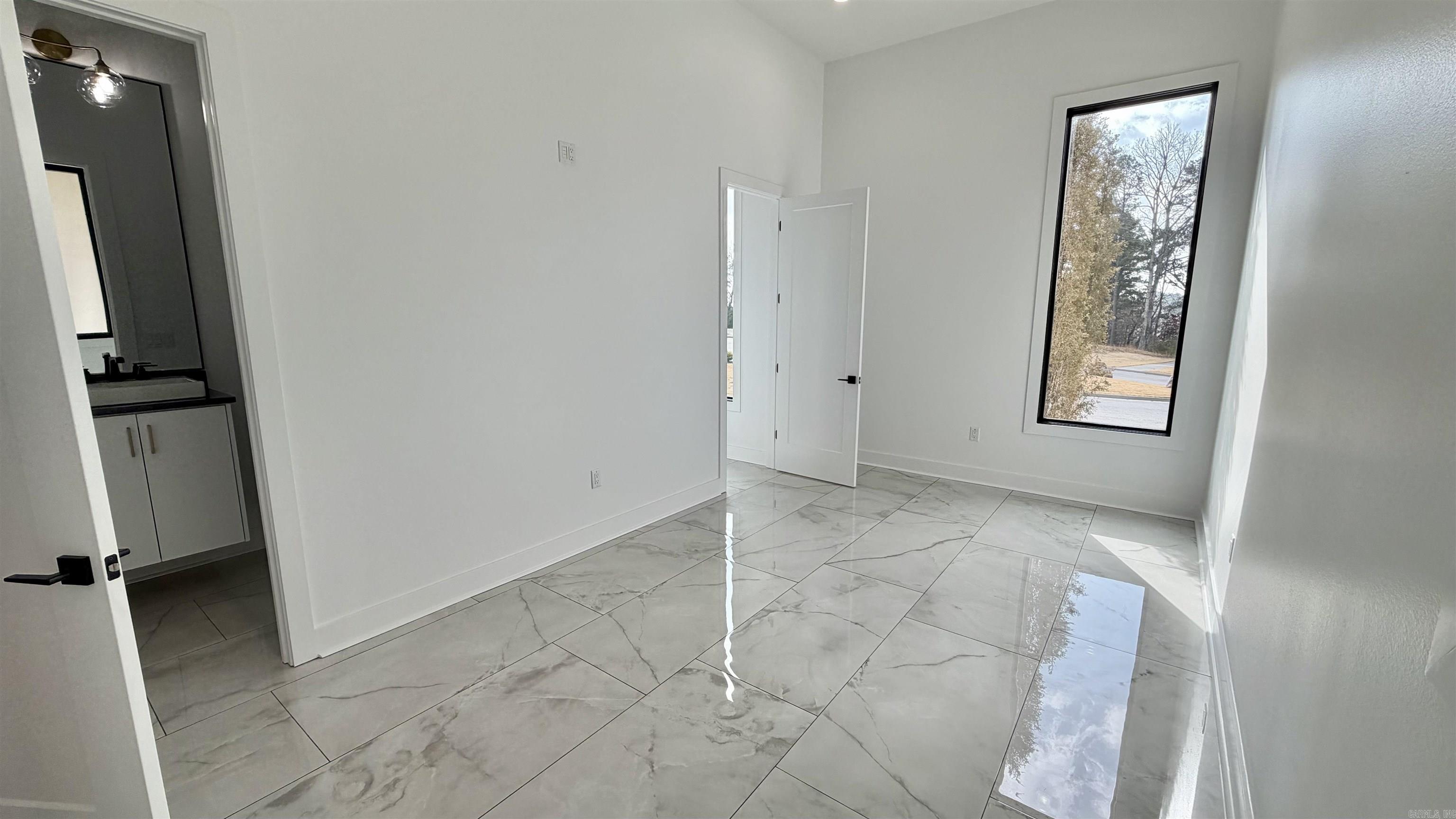 84 Orle Circle Property Photo 19