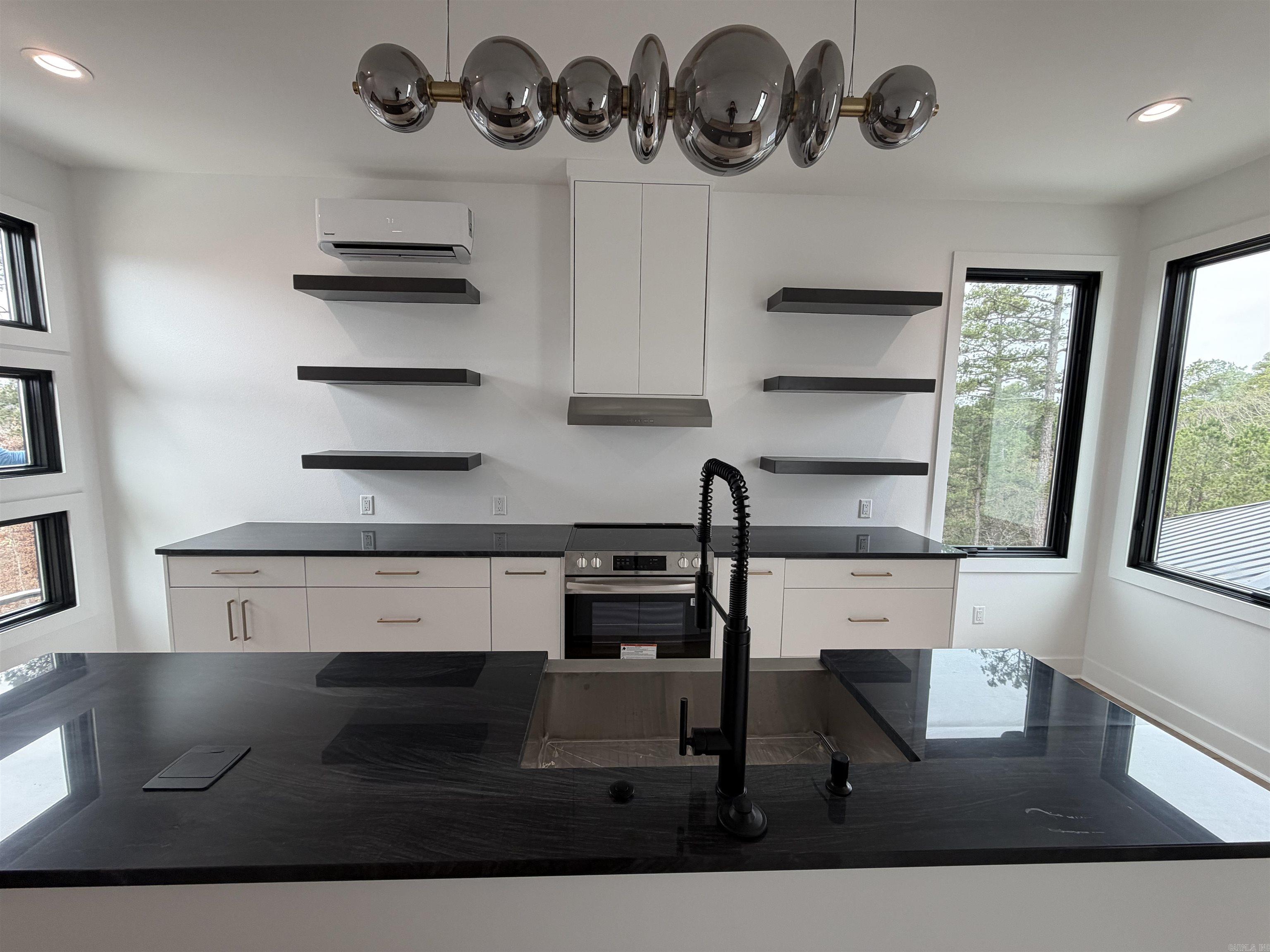 84 Orle Circle Property Photo 48