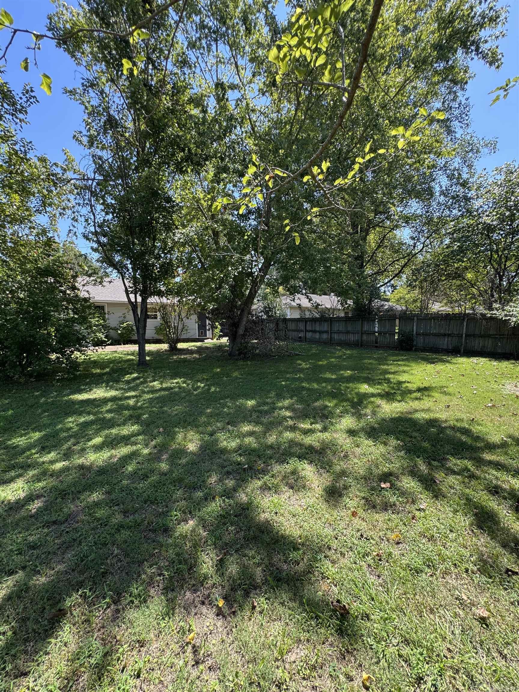 901 N Oak Street Property Photo 19