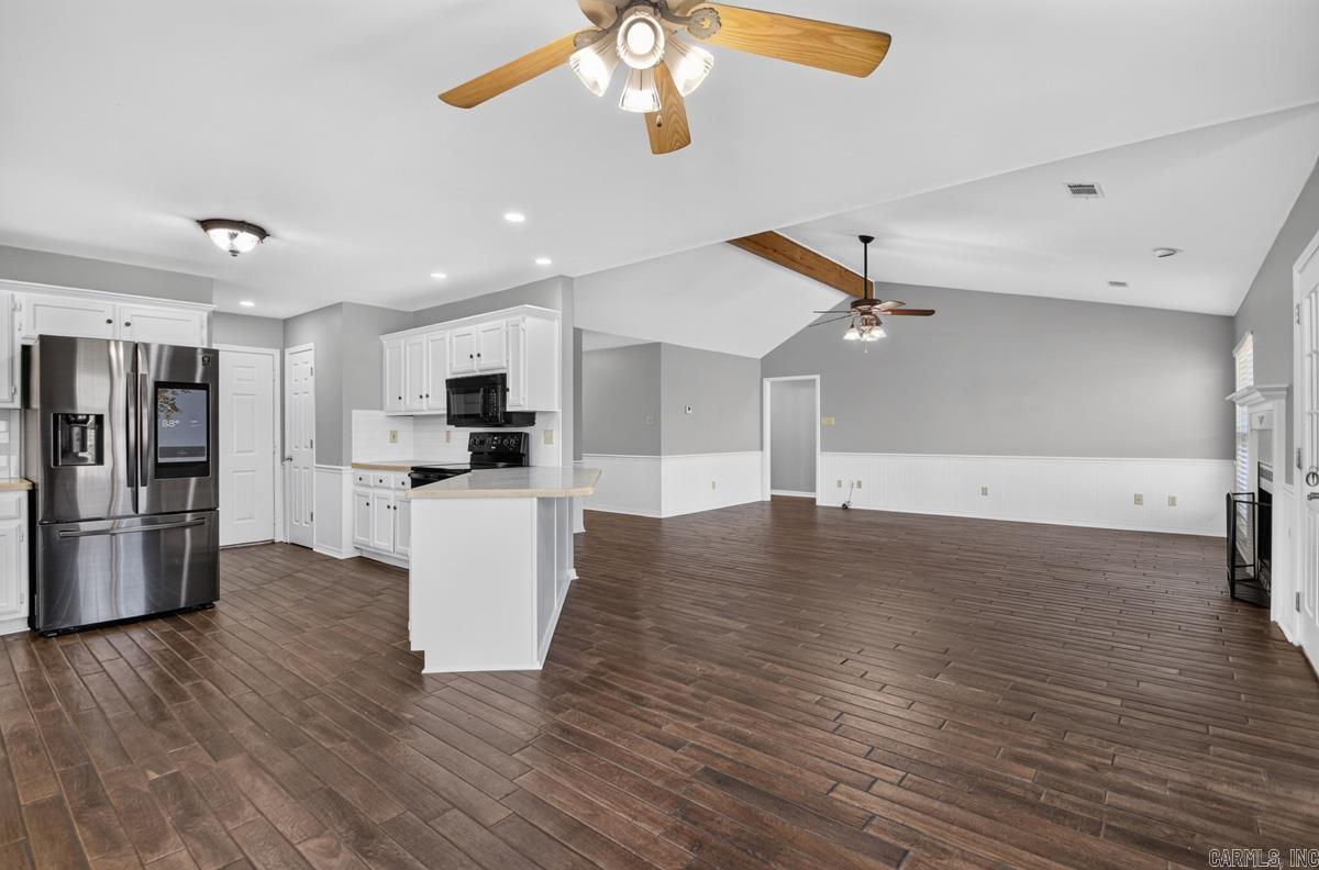 10 Nevada Ln Property Photo 6