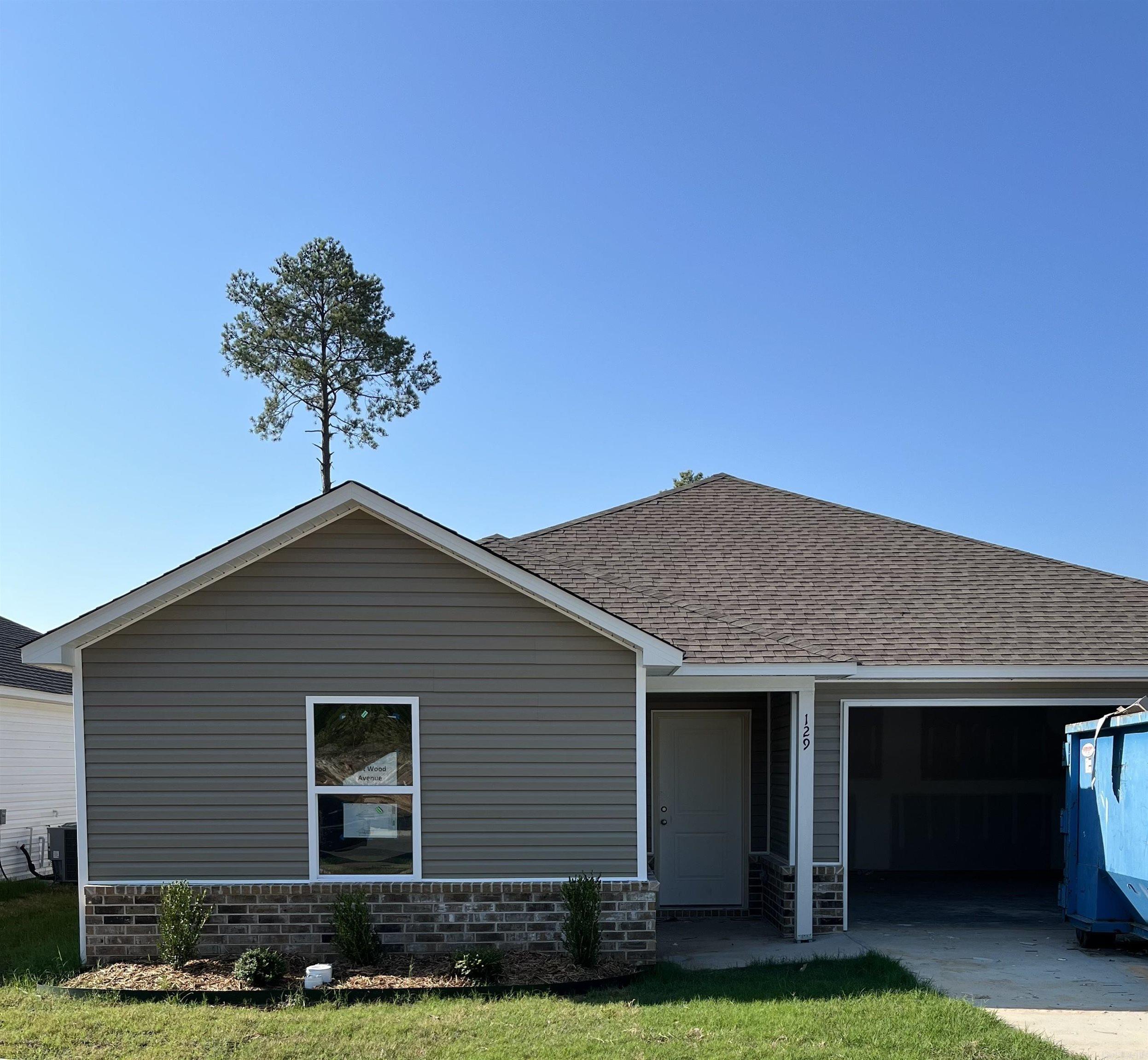 129 Flat Wood Avenue Property Photo 1