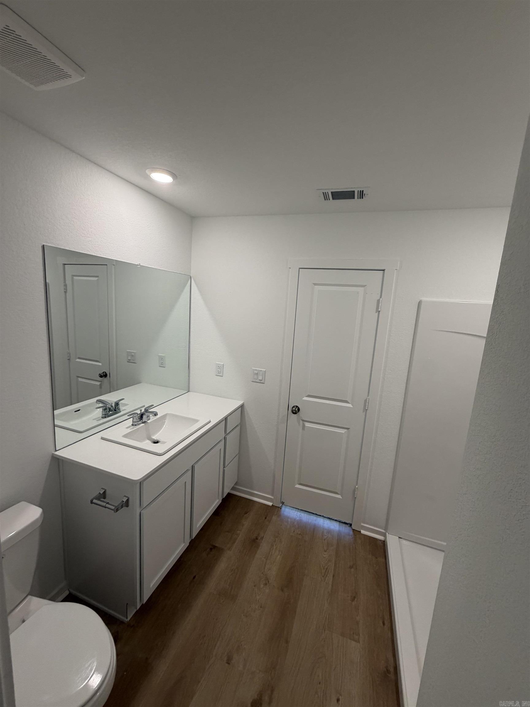 125 Flat Wood Avenue Property Photo 6