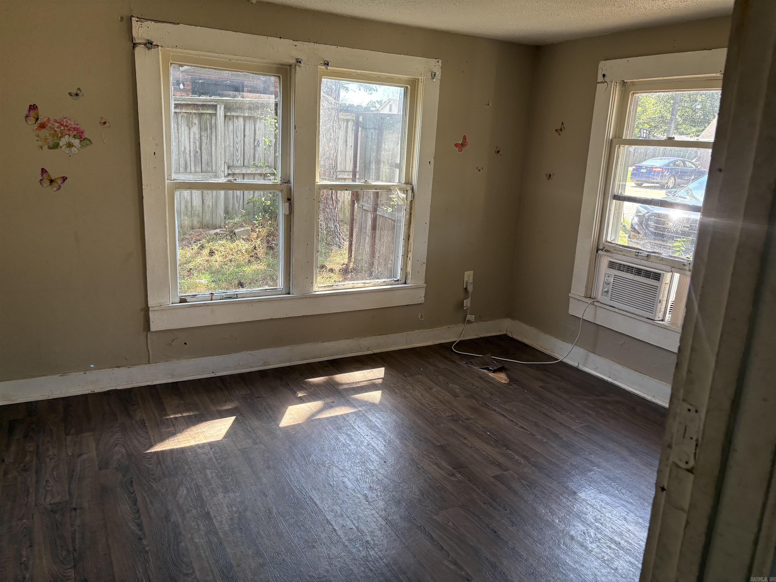 602 N Horton Property Photo 8