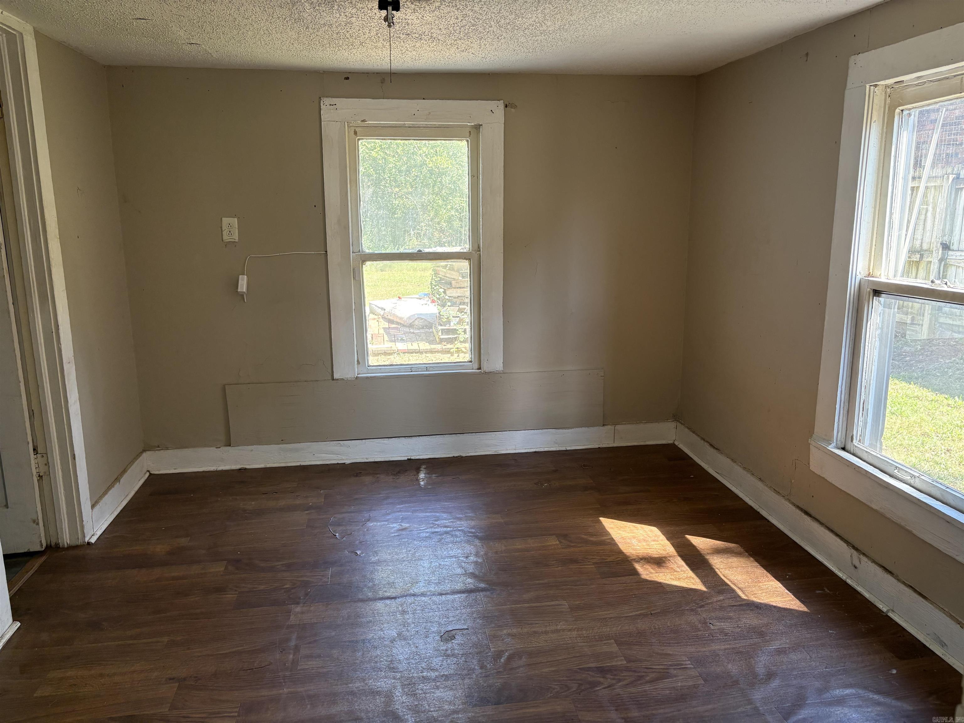 602 N Horton Property Photo 9