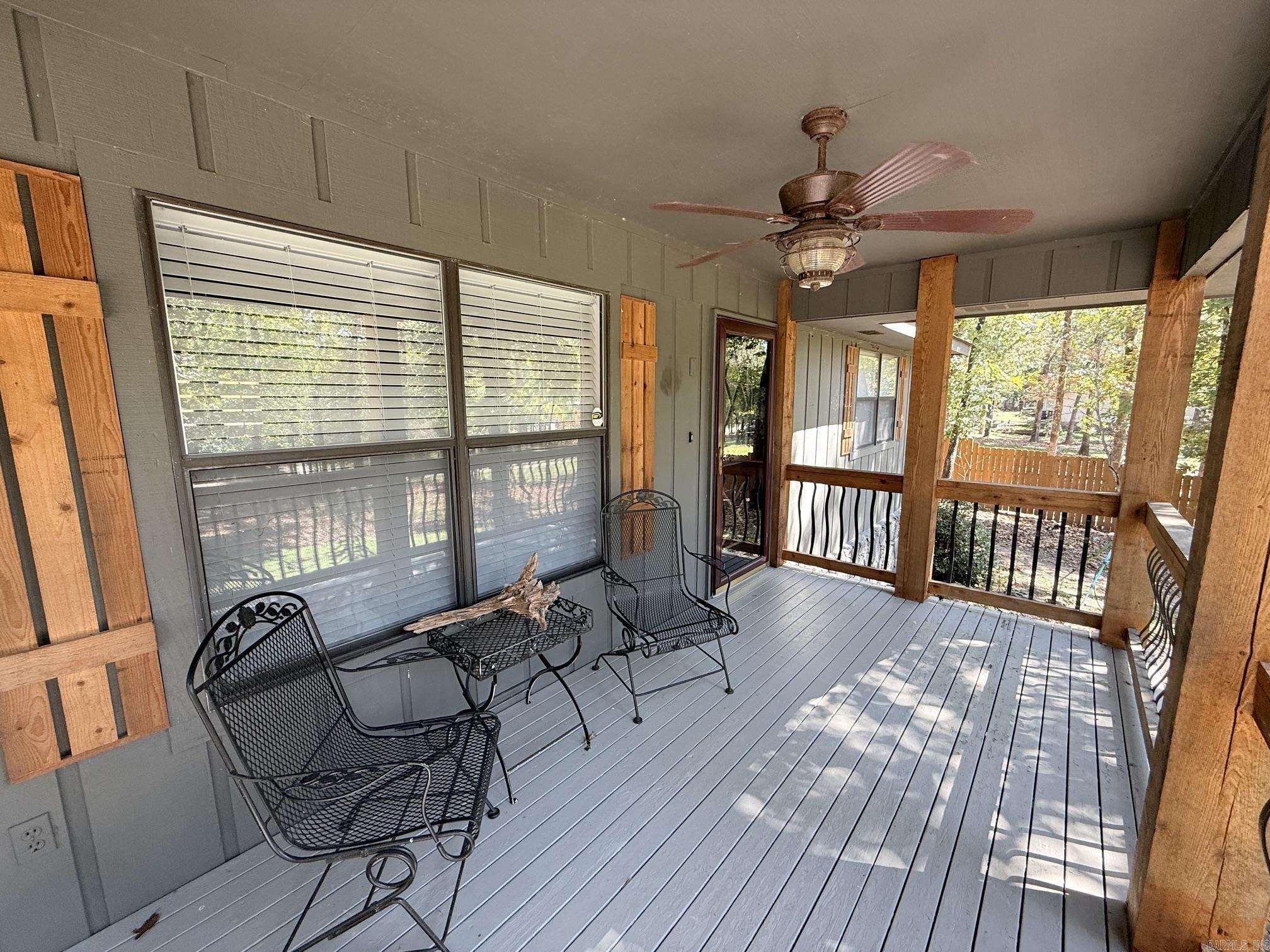 269 Valhalla Property Photo 4