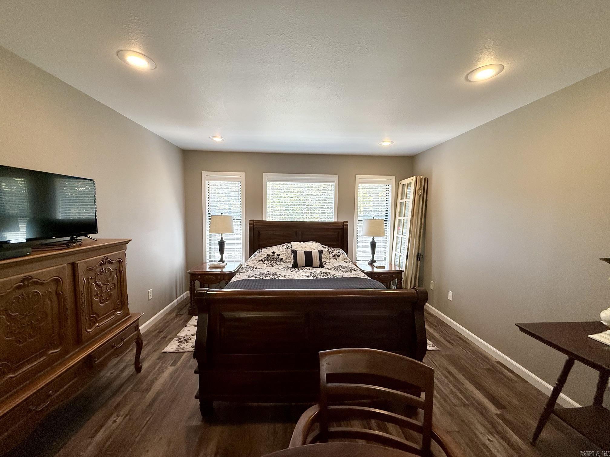 269 Valhalla Property Photo 19