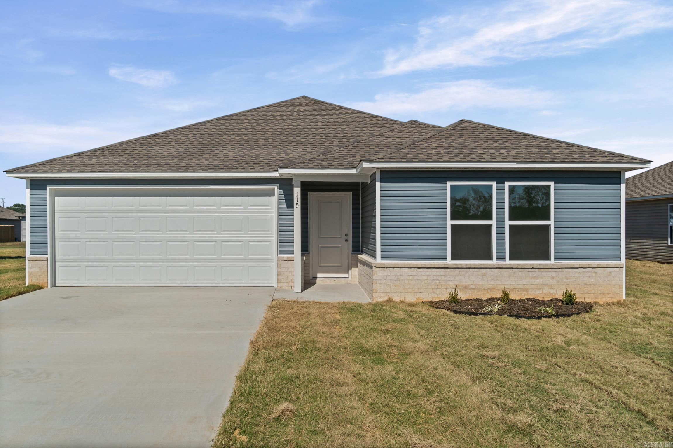 115 King Ranch Drive Property Photo 1