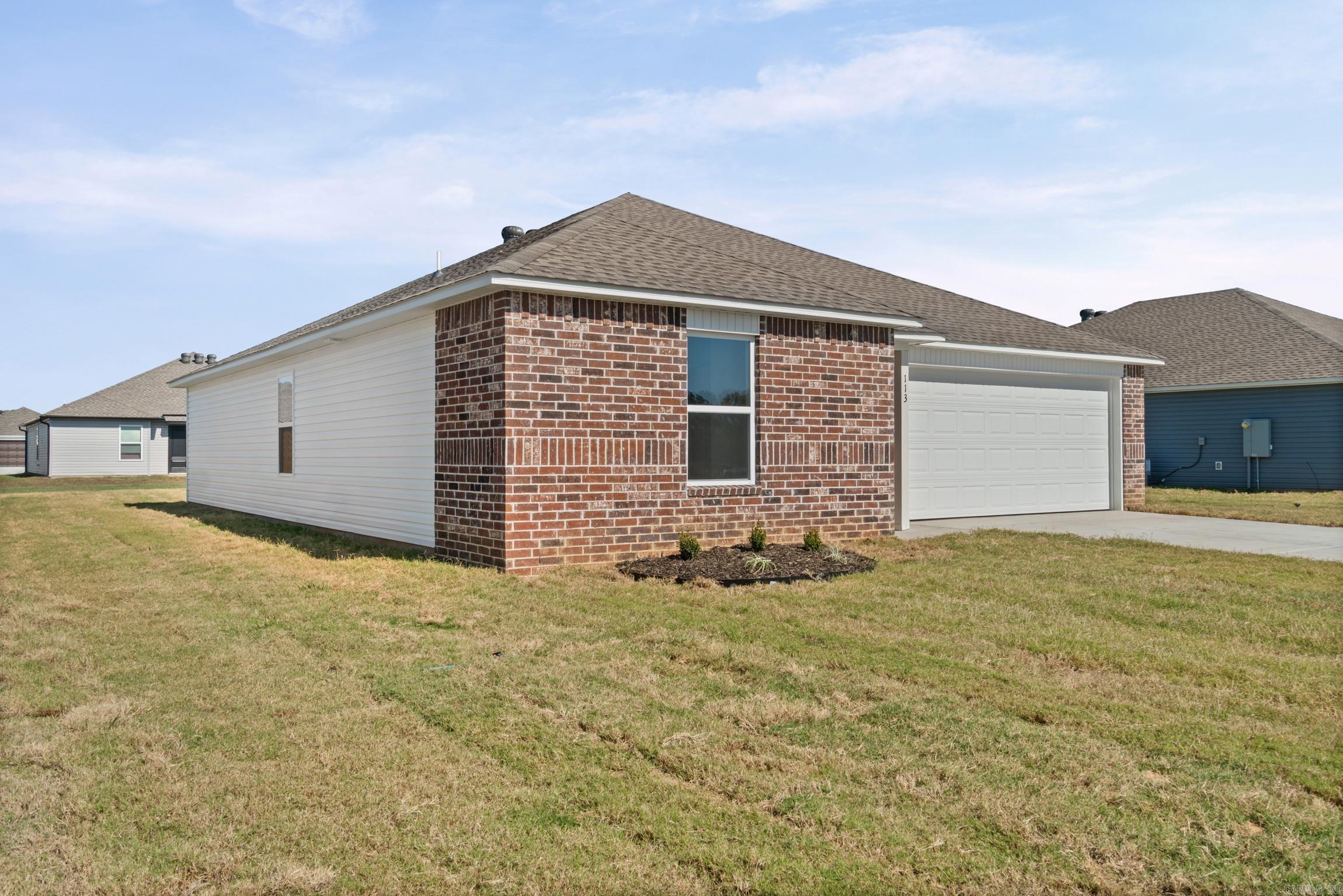 113 King Ranch Drive Property Photo 2