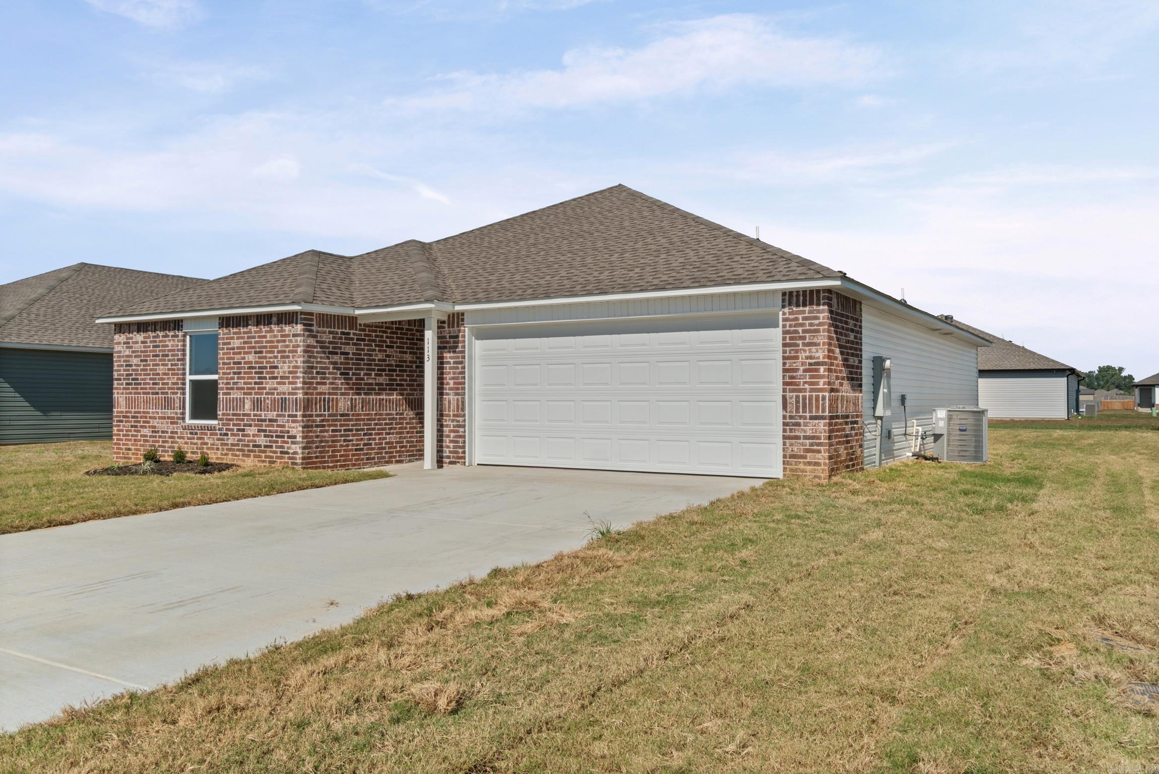 113 King Ranch Drive Property Photo 3