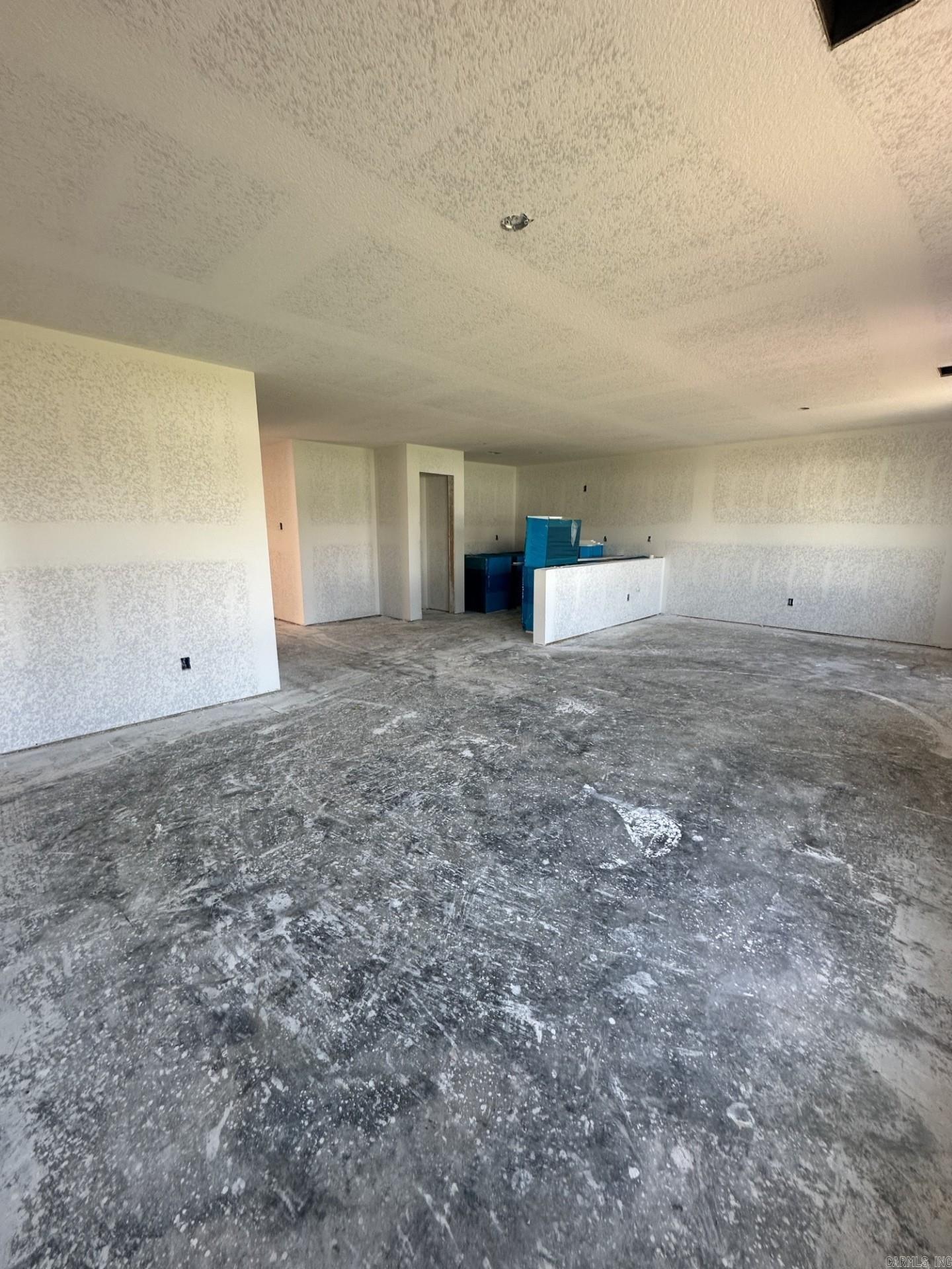113 King Ranch Drive Property Photo 6