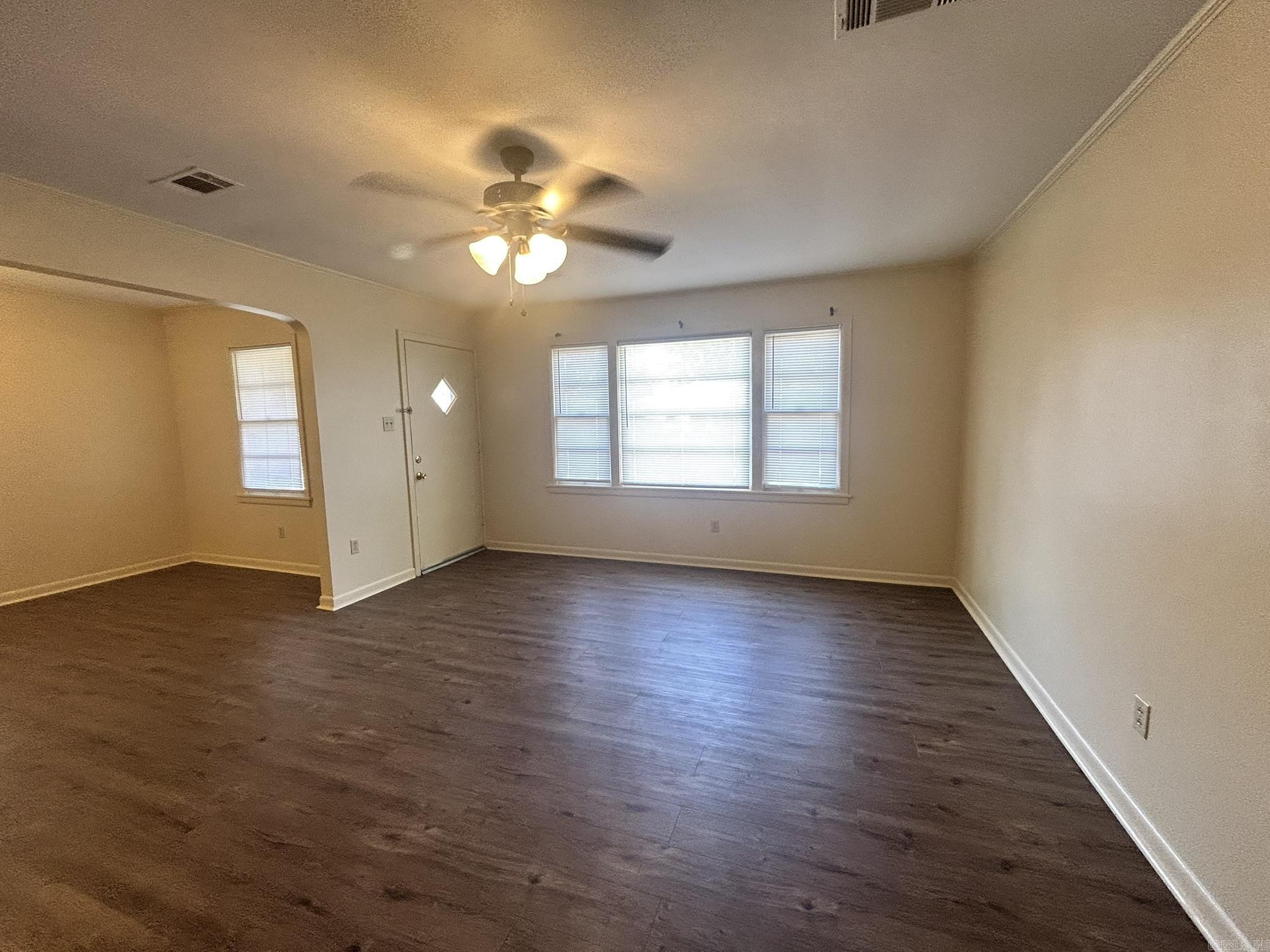 304 W 34th Avenue Property Photo 4