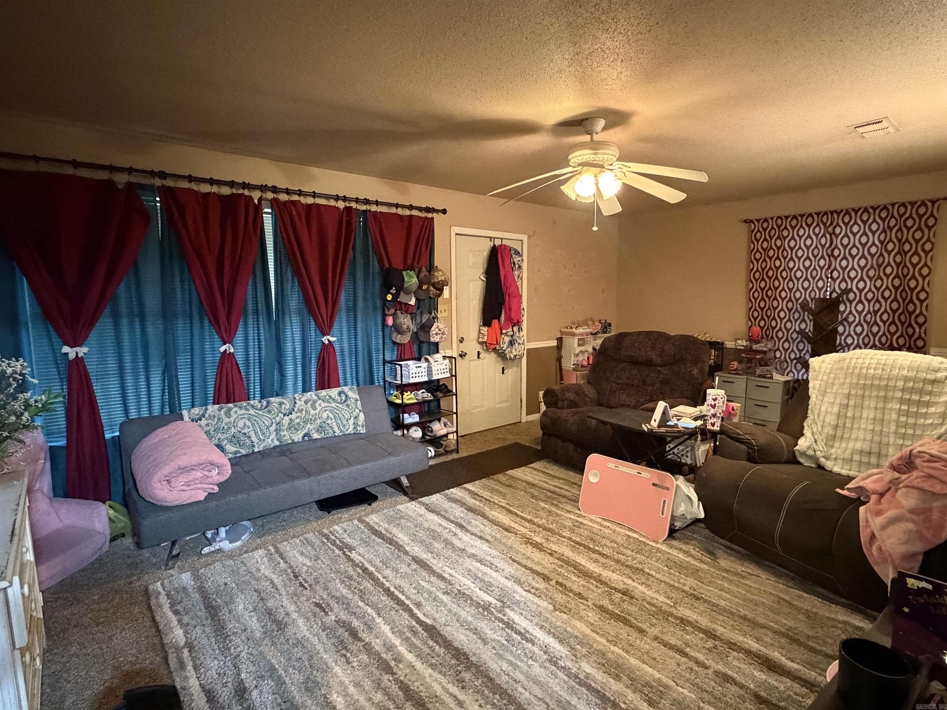 9305 Dollarway Road Property Photo 5