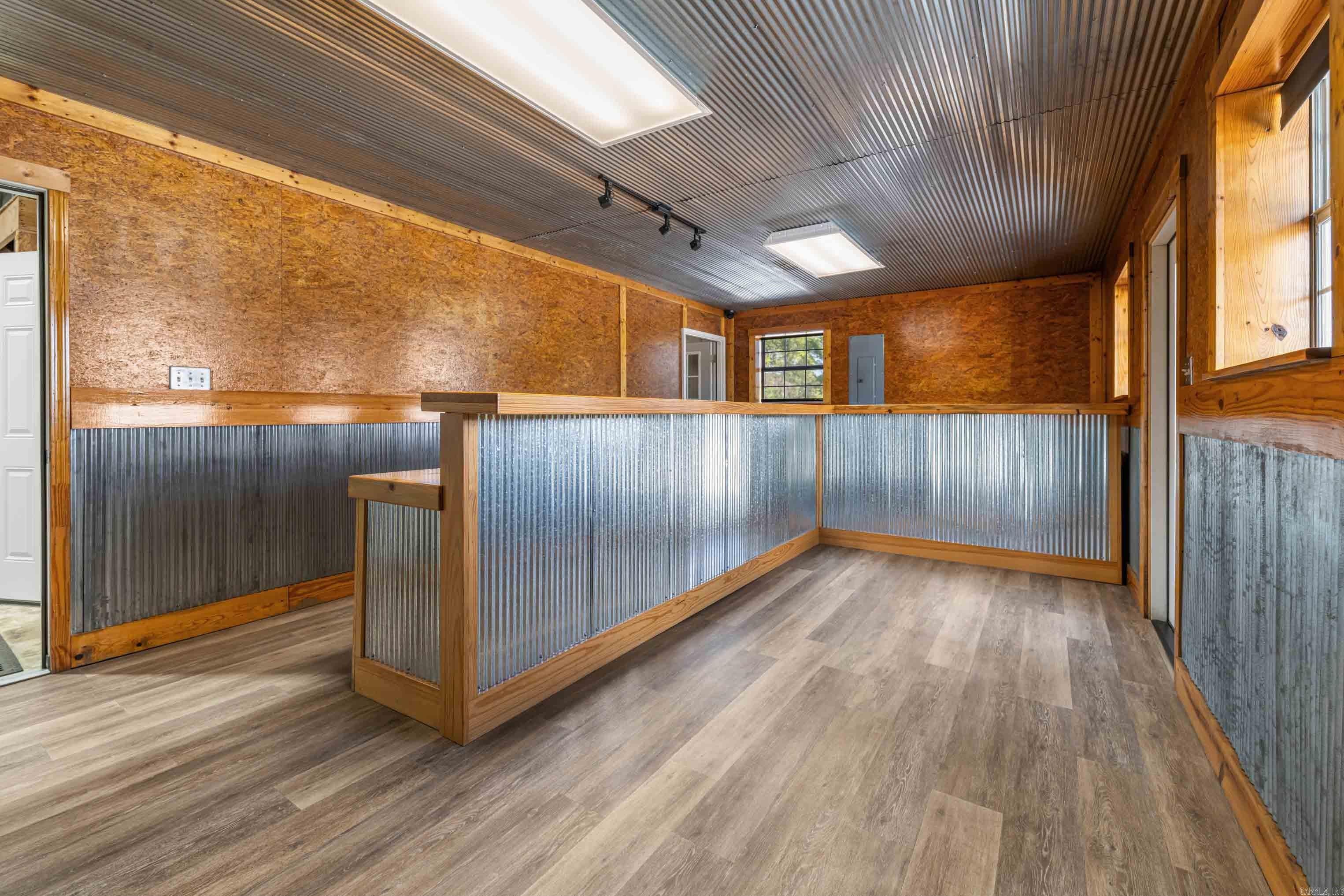10276 Heber Springs Rd Property Photo 6
