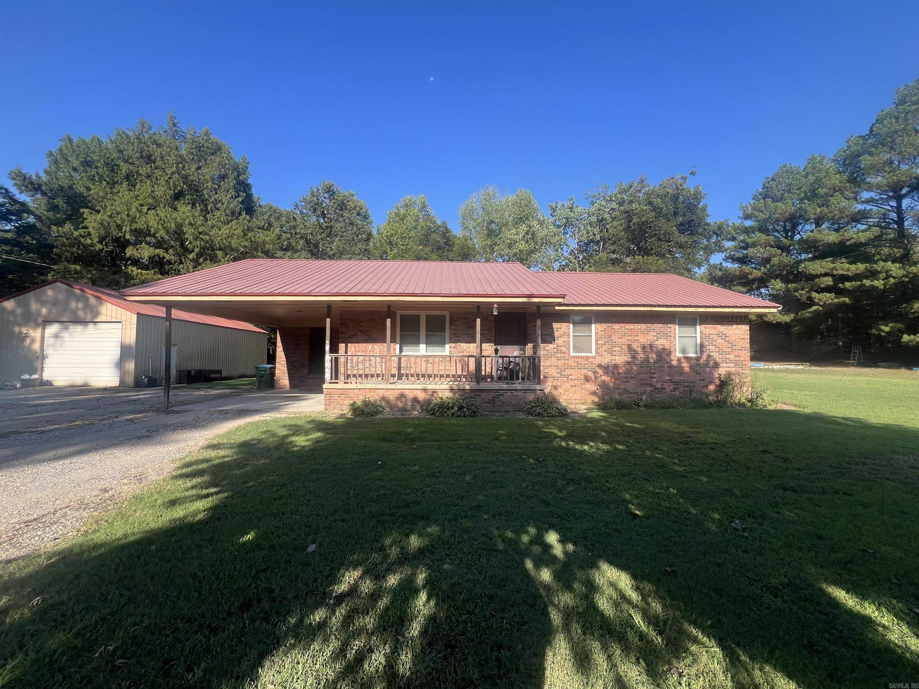 1123 Cr 347 Property Photo 1