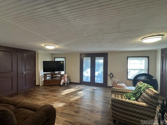 502 S Main Street Property Photo 12