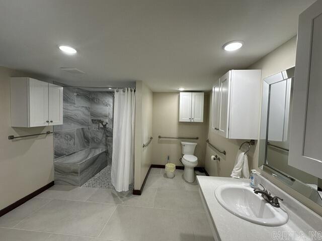 502 S Main Street Property Photo 16
