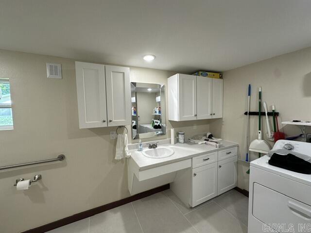 502 S Main Street Property Photo 18