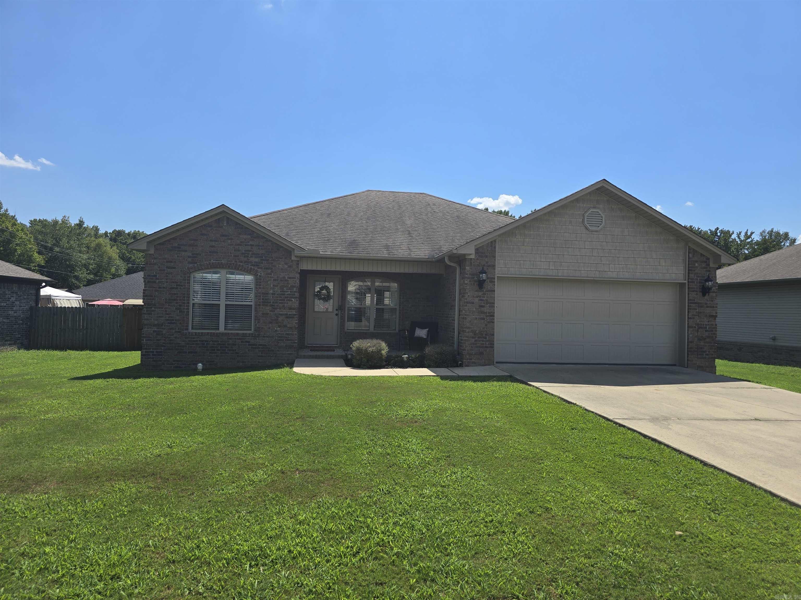 62 Grand Stand Drive Property Photo 1