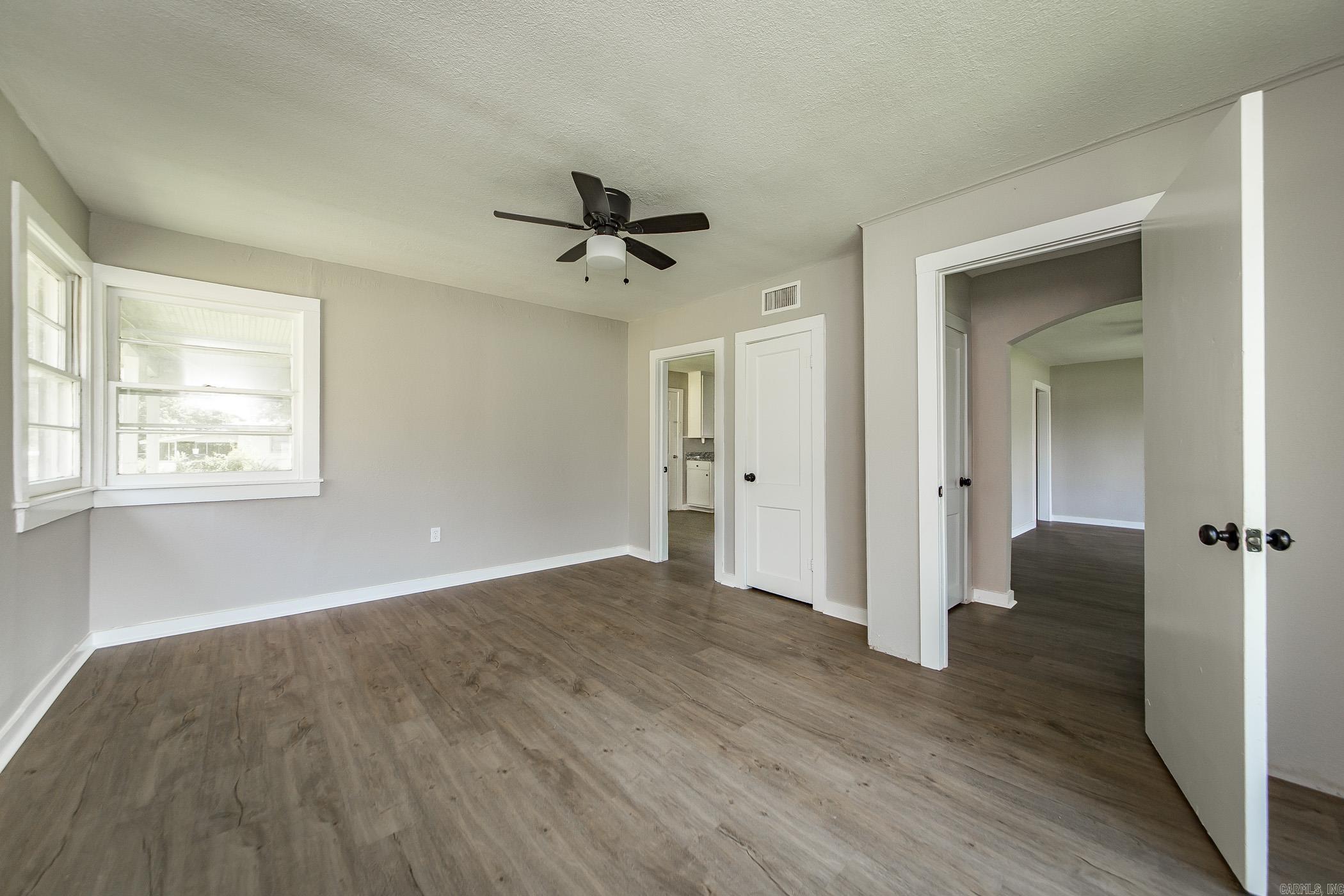 601 W Wilbur Mills Property Photo 20