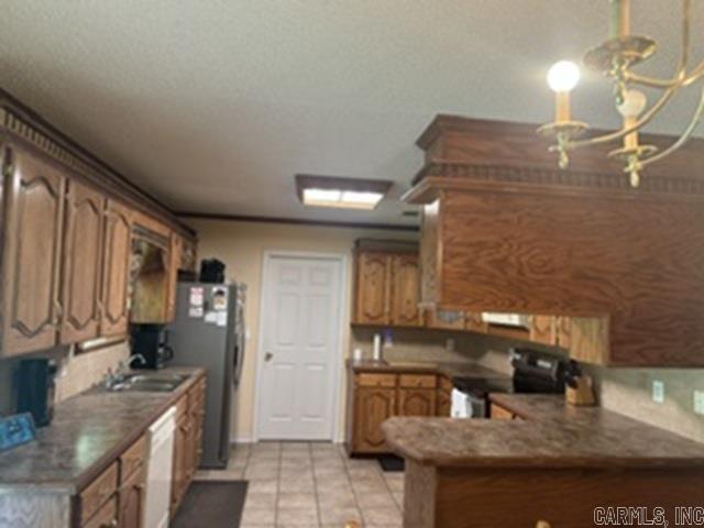 677 Edgewood Drive Property Photo 4