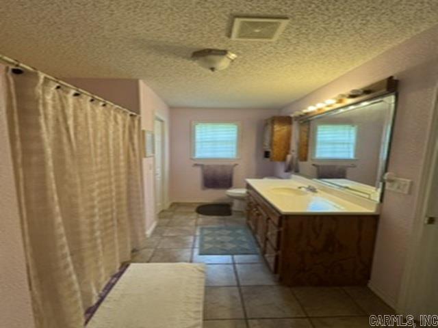 677 Edgewood Drive Property Photo 11