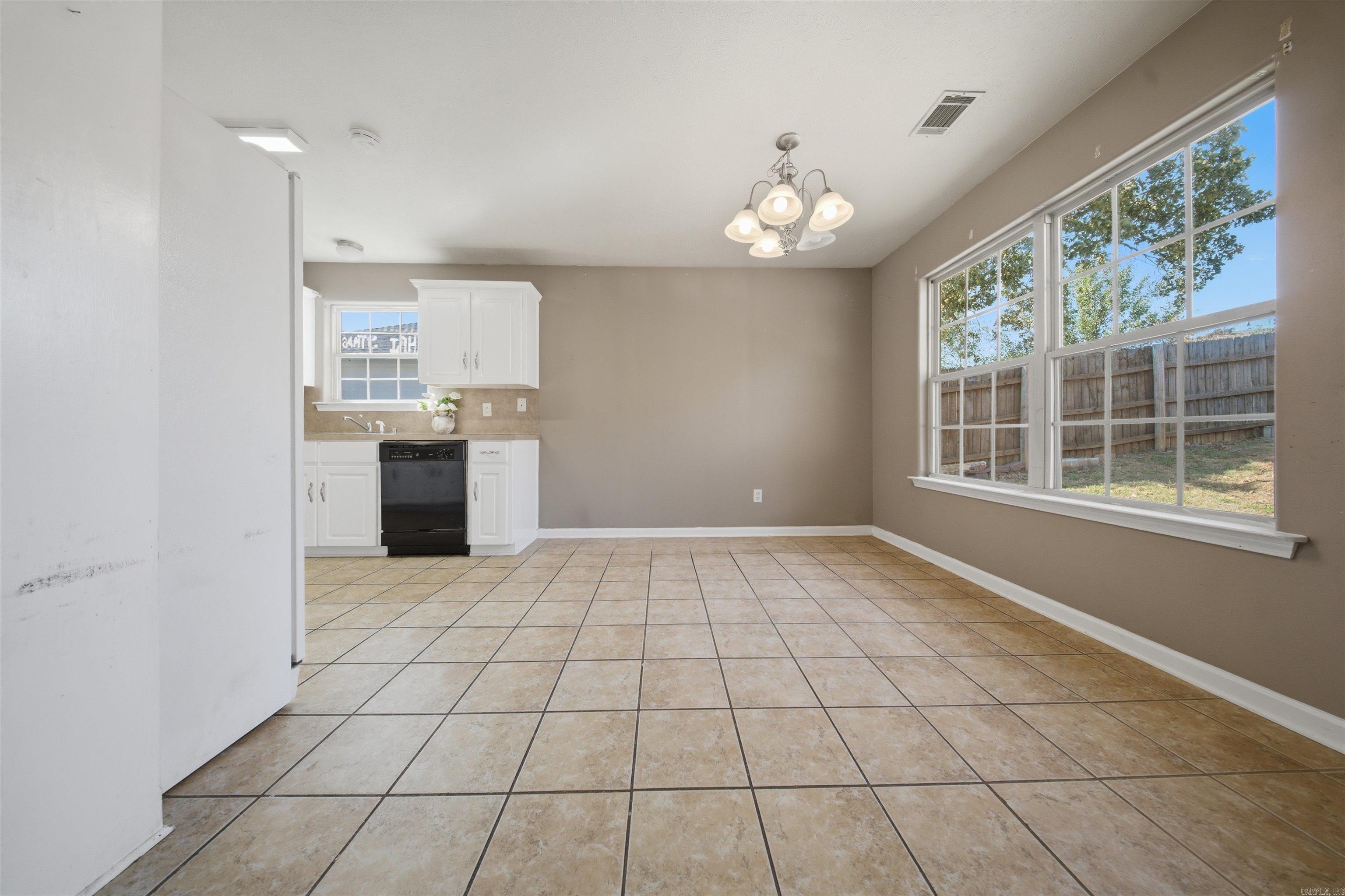 72 Cinnamon Drive Property Photo 12