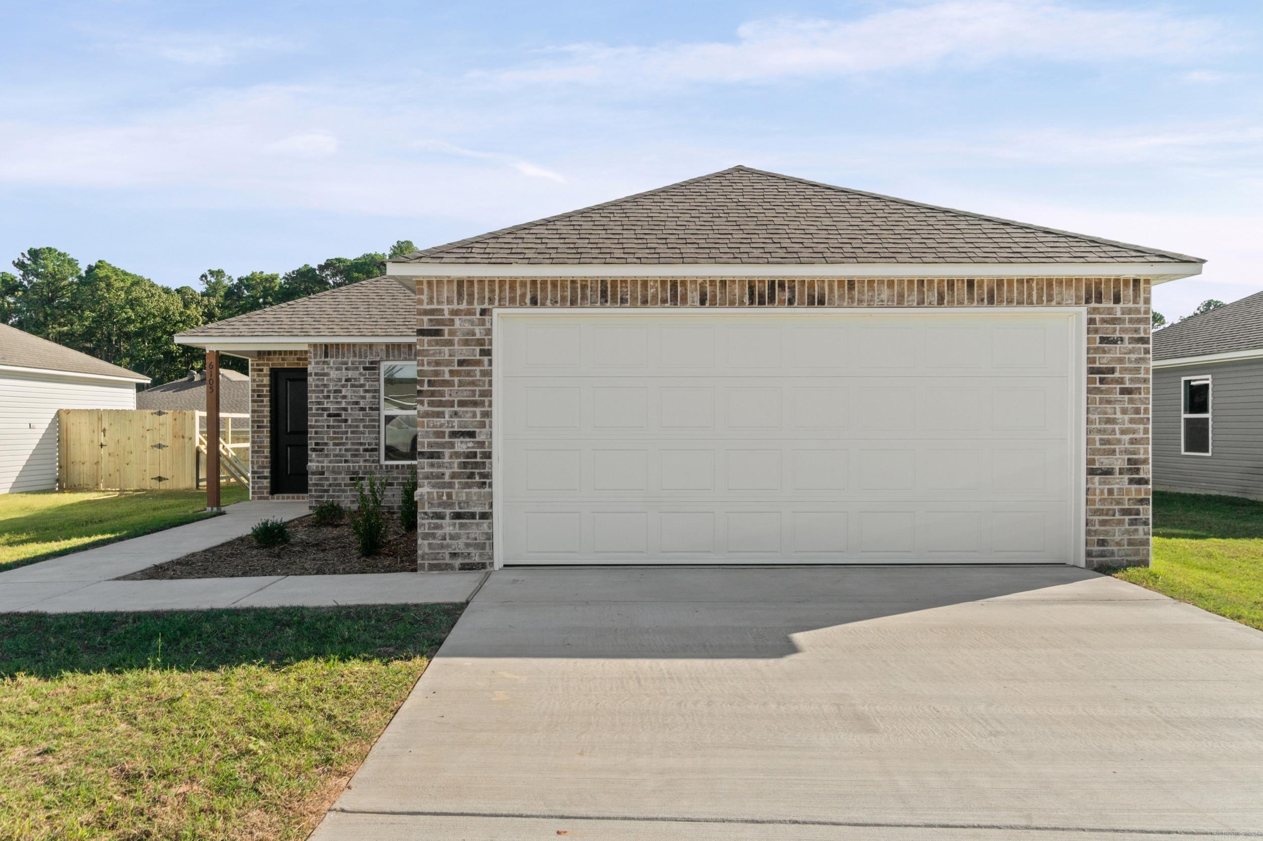 6105 Croft Avenue Property Photo 1