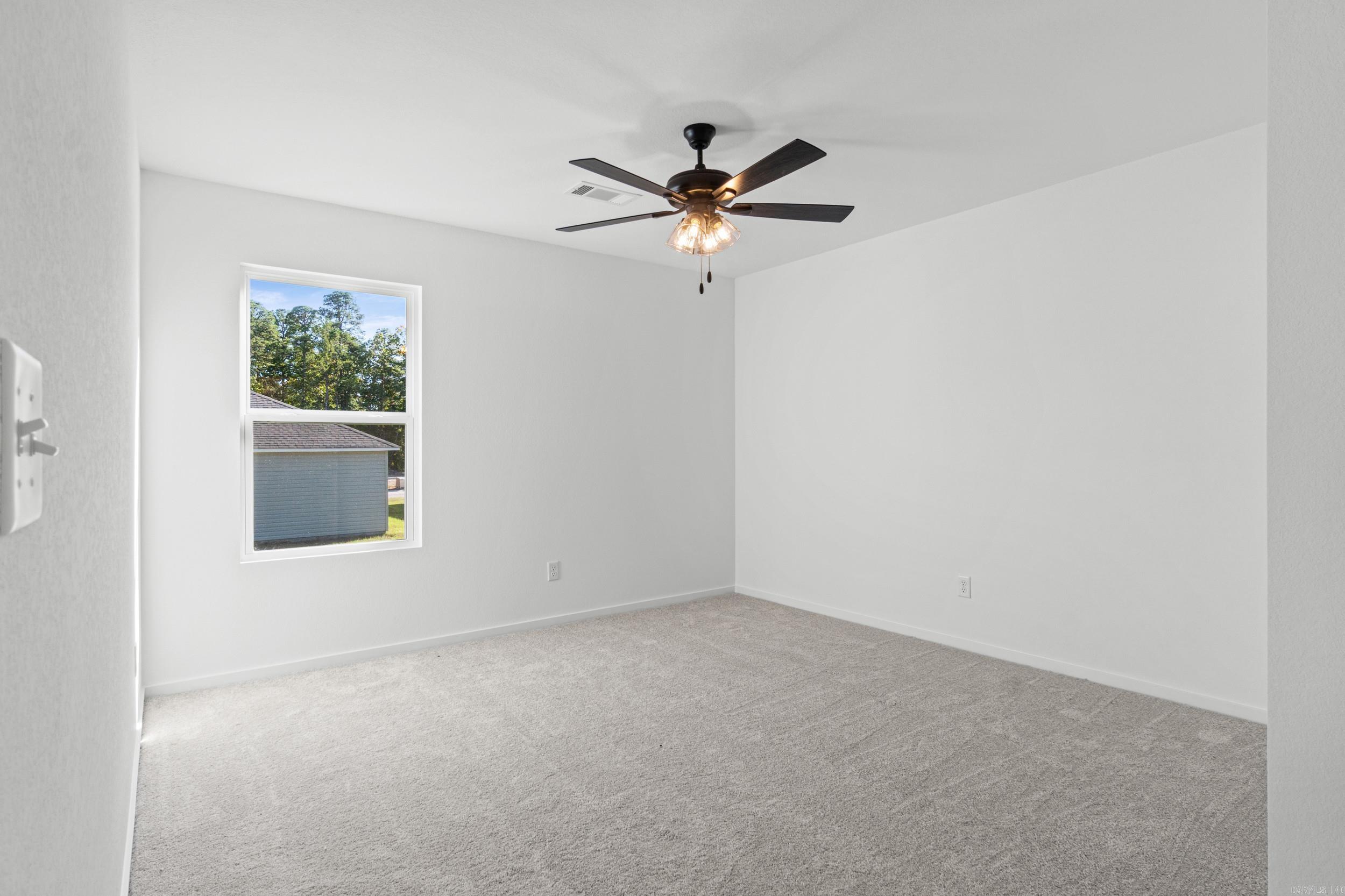 6105 Croft Avenue Property Photo 14