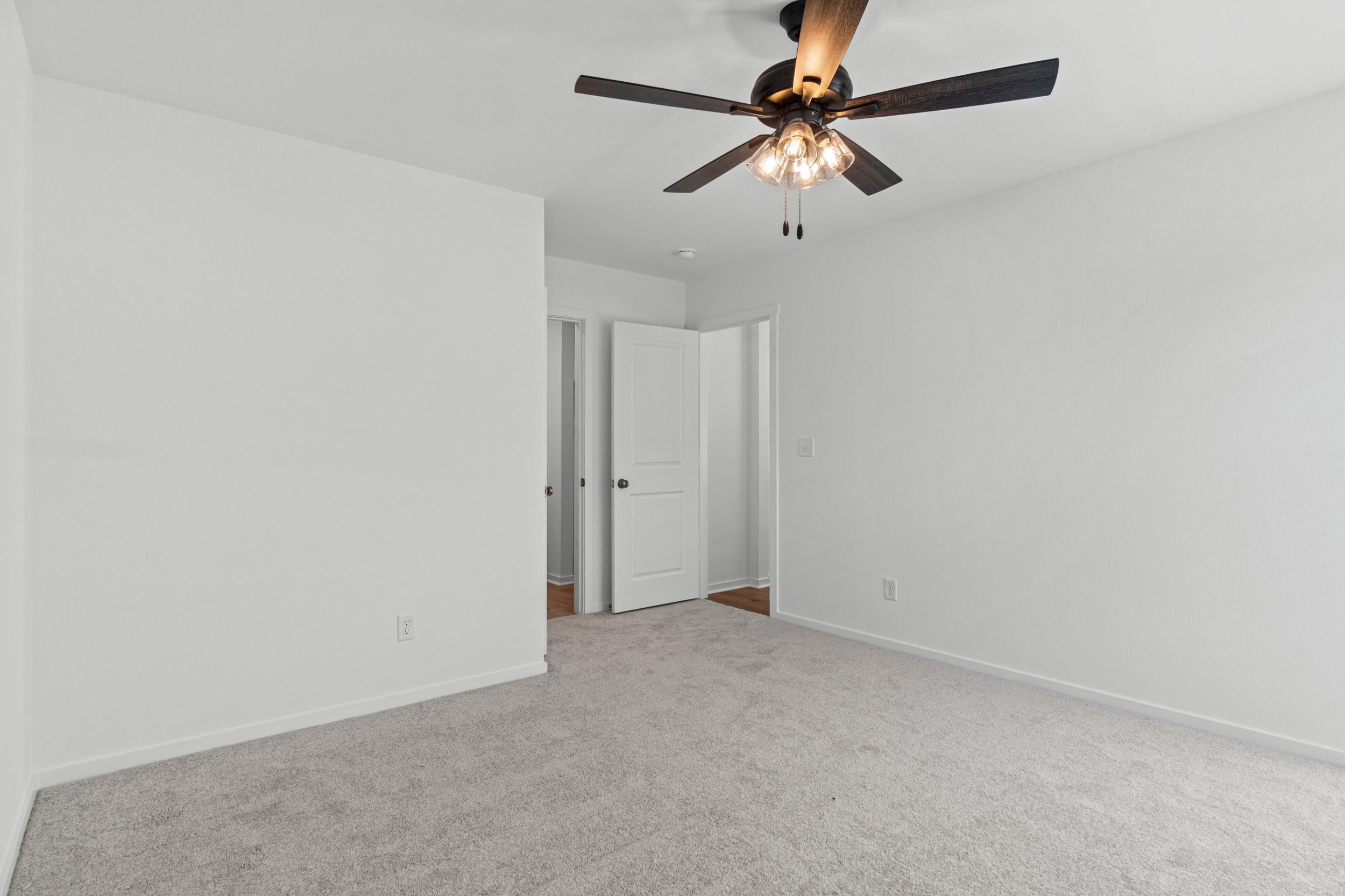 6105 Croft Avenue Property Photo 15